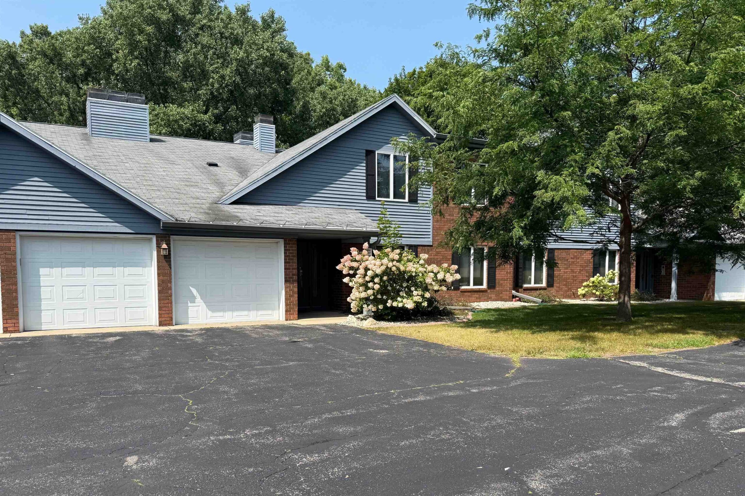 2935 MOSSY OAK Circle property preview photograph