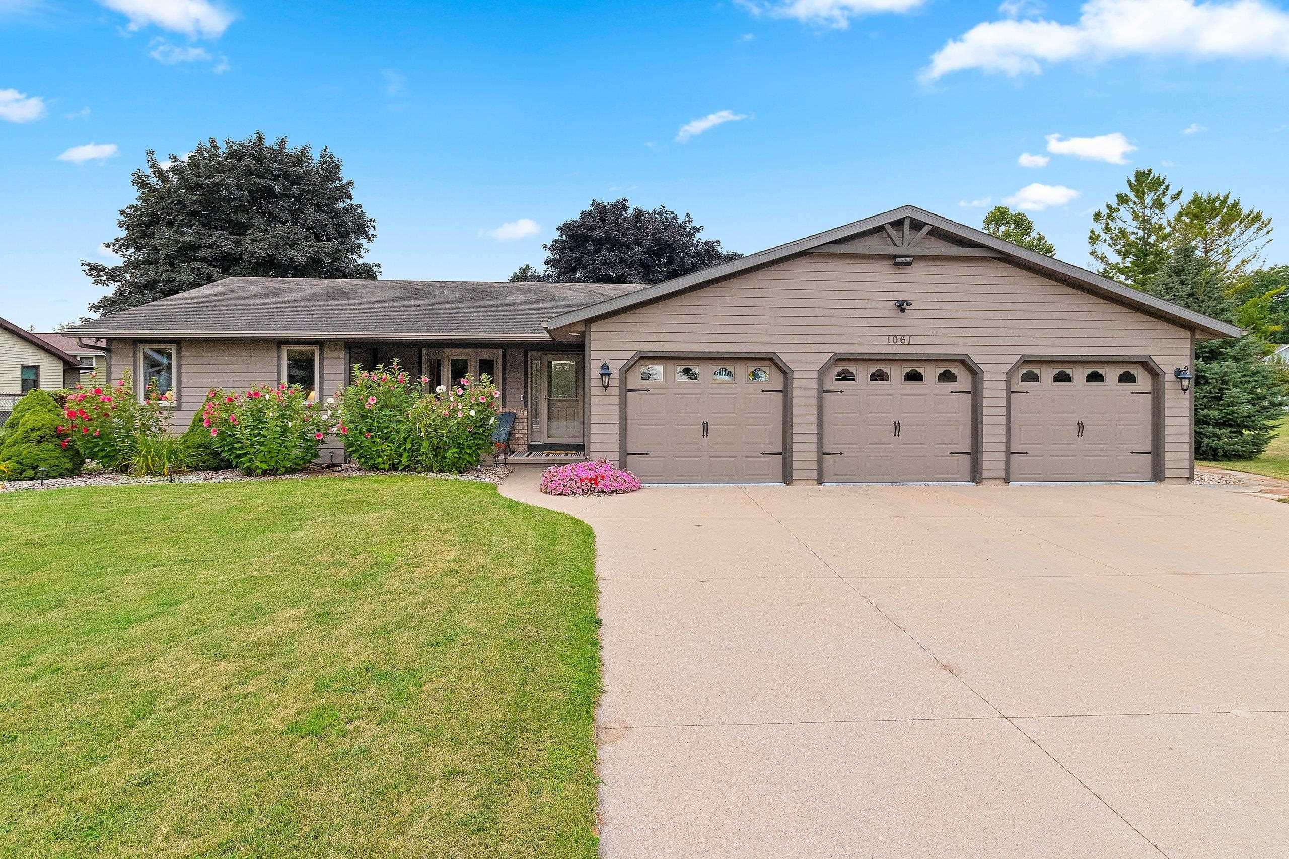 1061 PATRICK Court property preview photograph