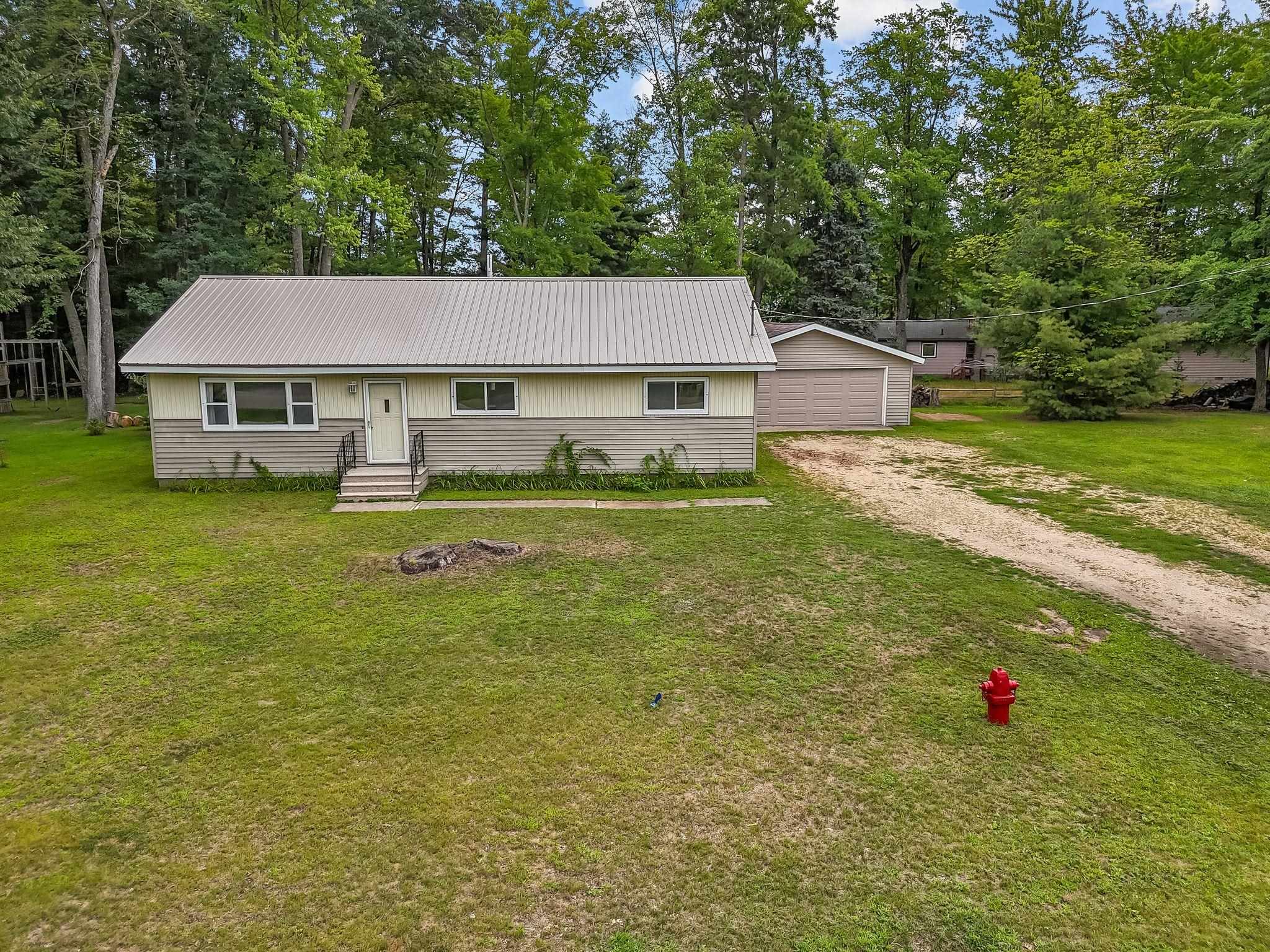 N6014 MORK Avenue property preview photograph