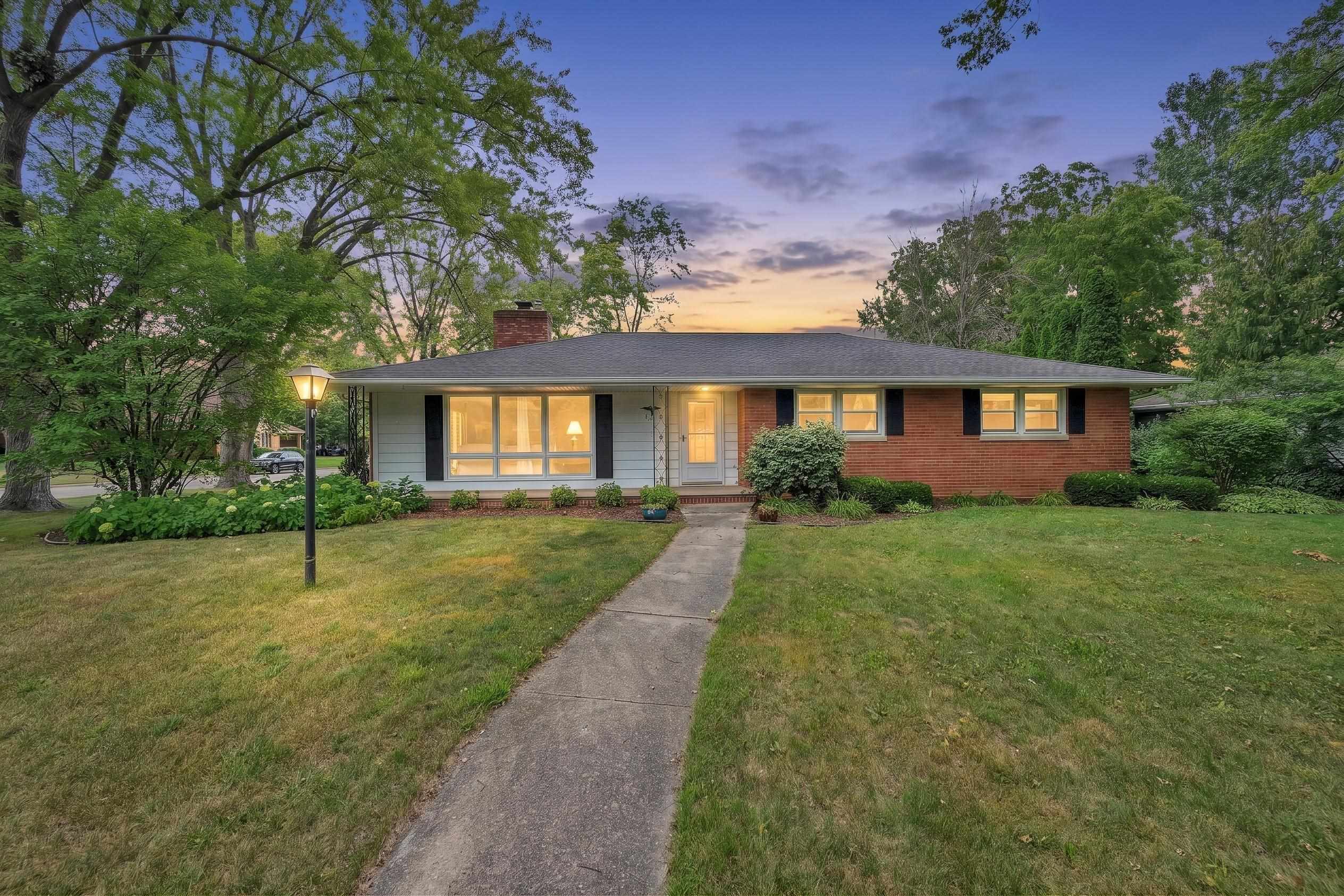 141 CUSTER Court property preview photograph