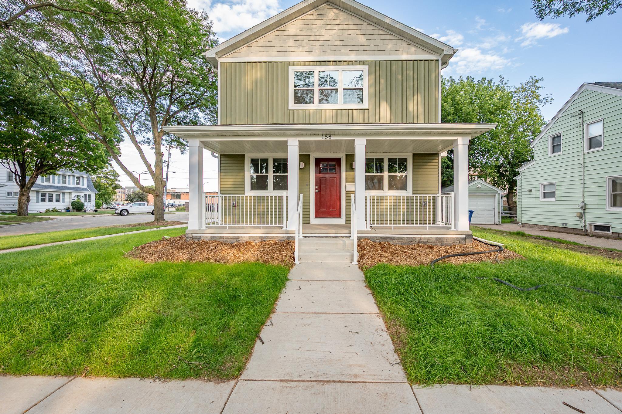 158 N MAPLE Avenue property preview photograph