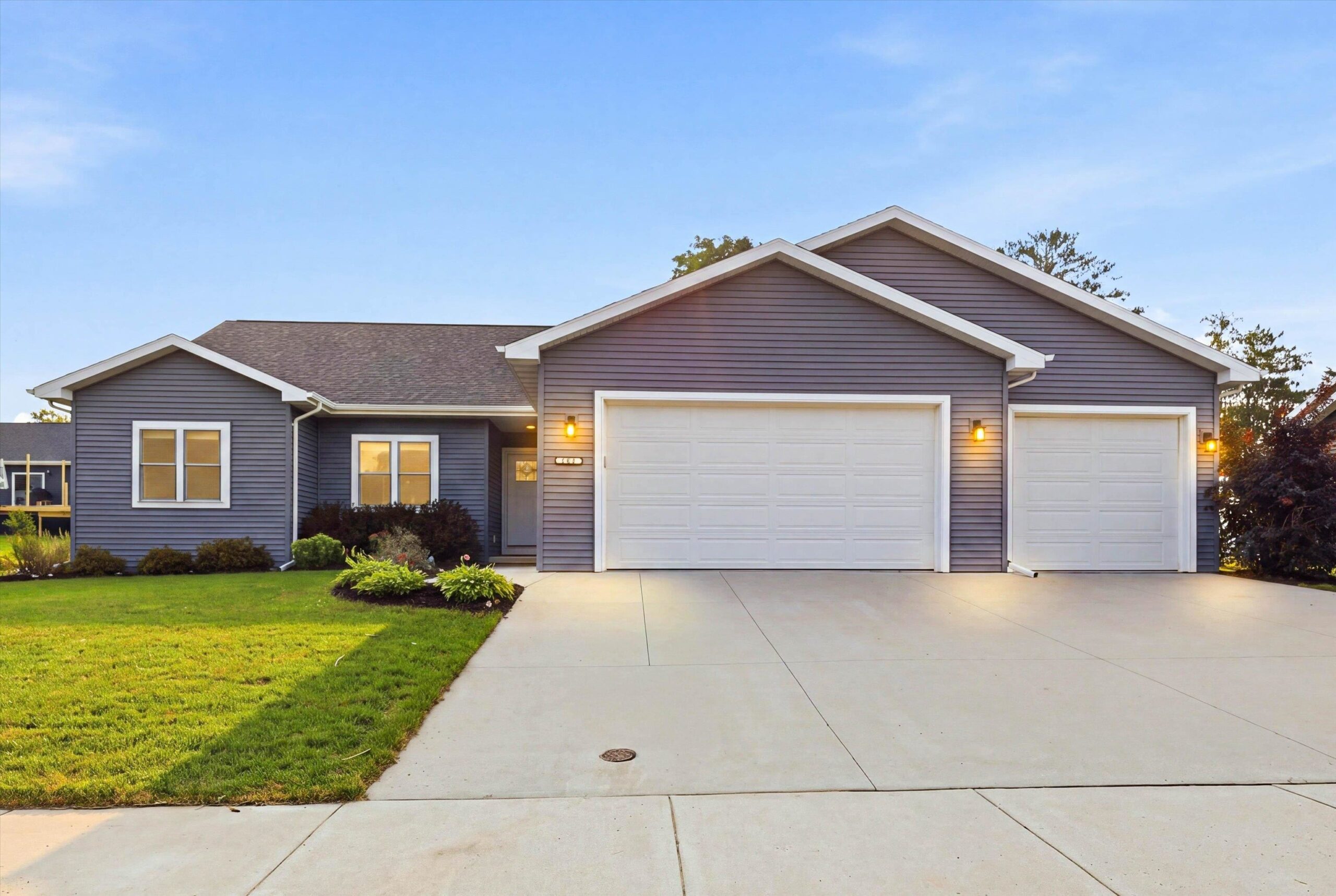 1616 ORCHARD Drive property preview photograph