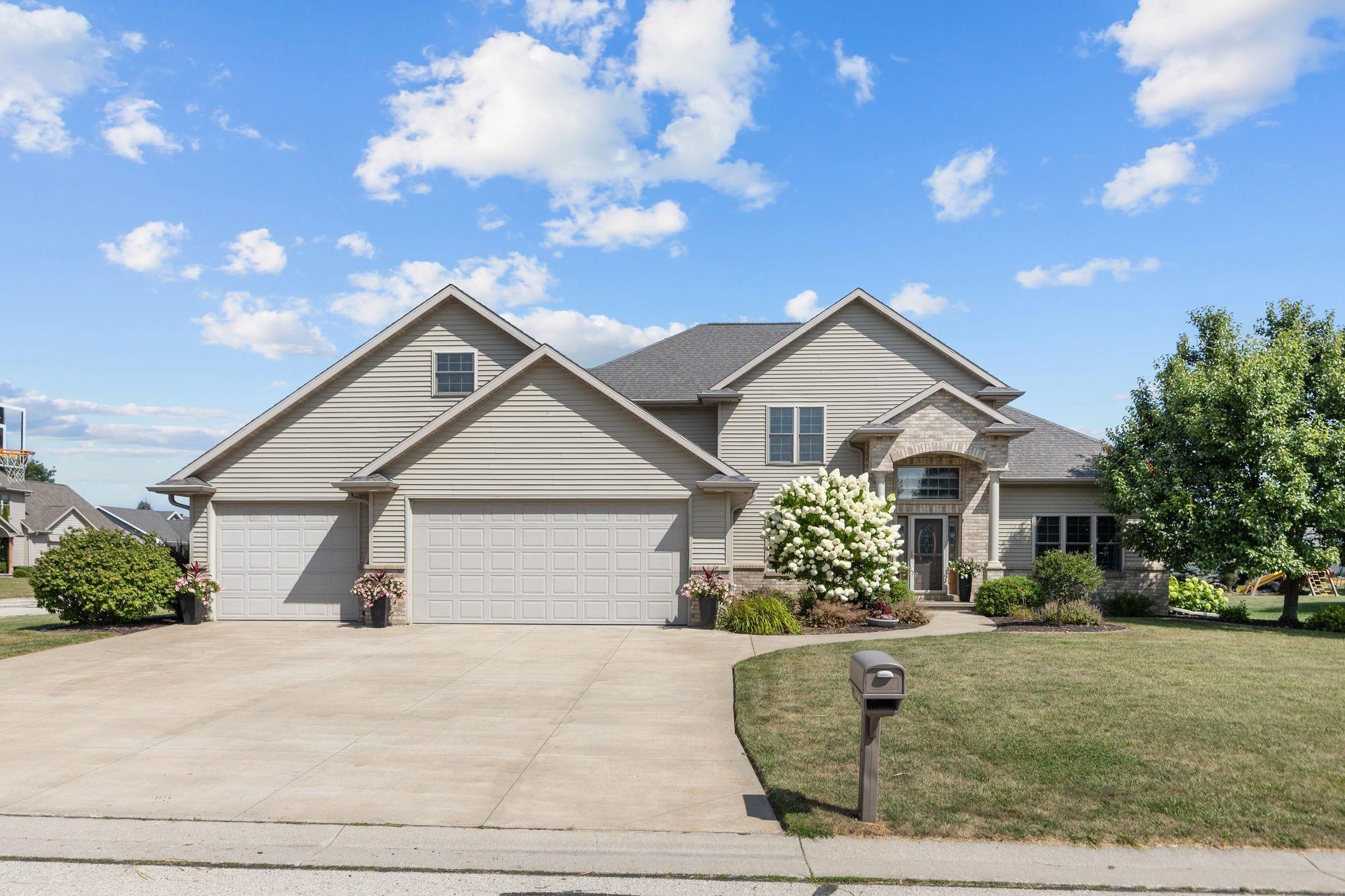 W6074 NETTIE Drive property preview photograph