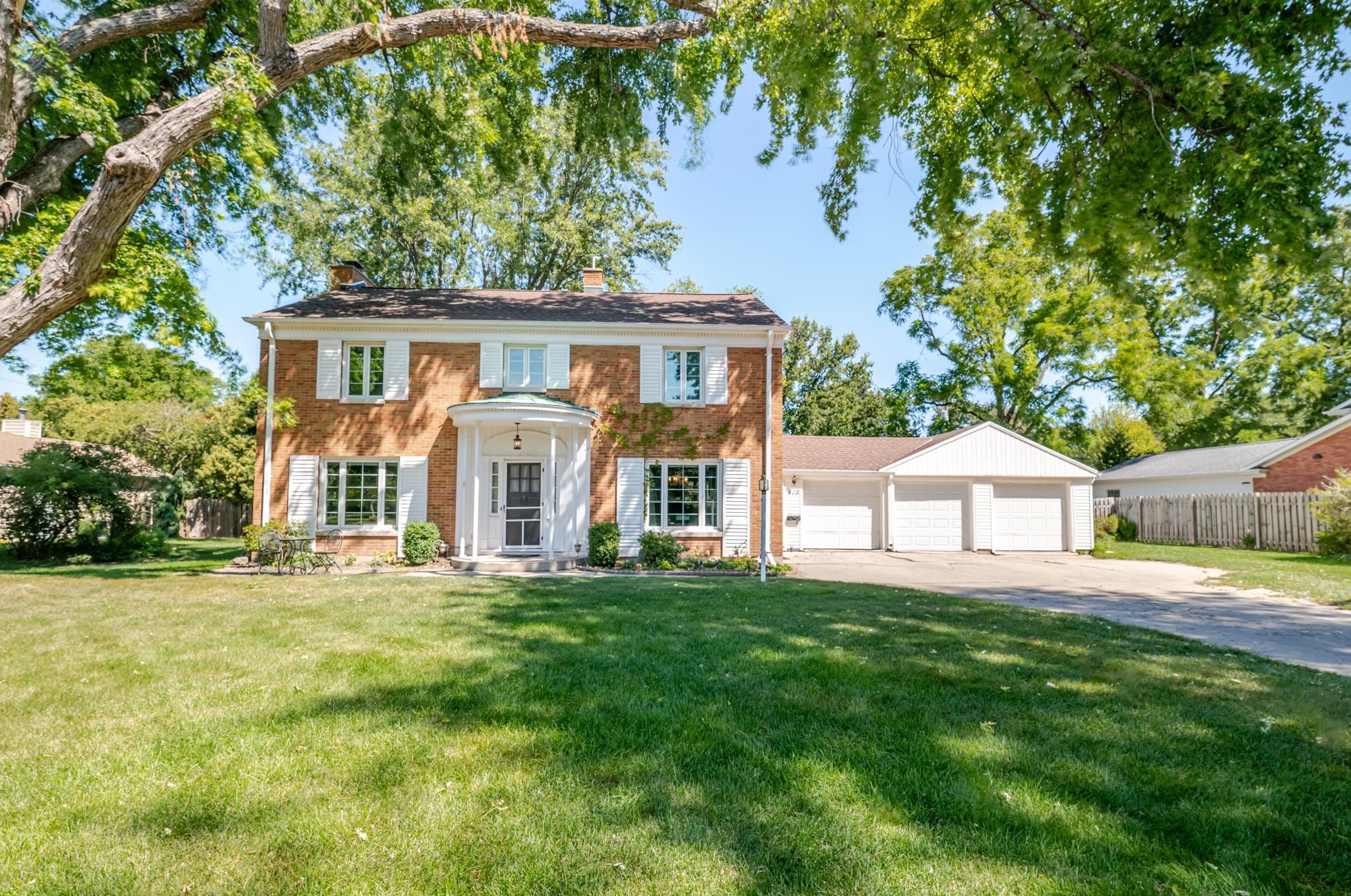 416 ARROWHEAD Drive property preview photograph