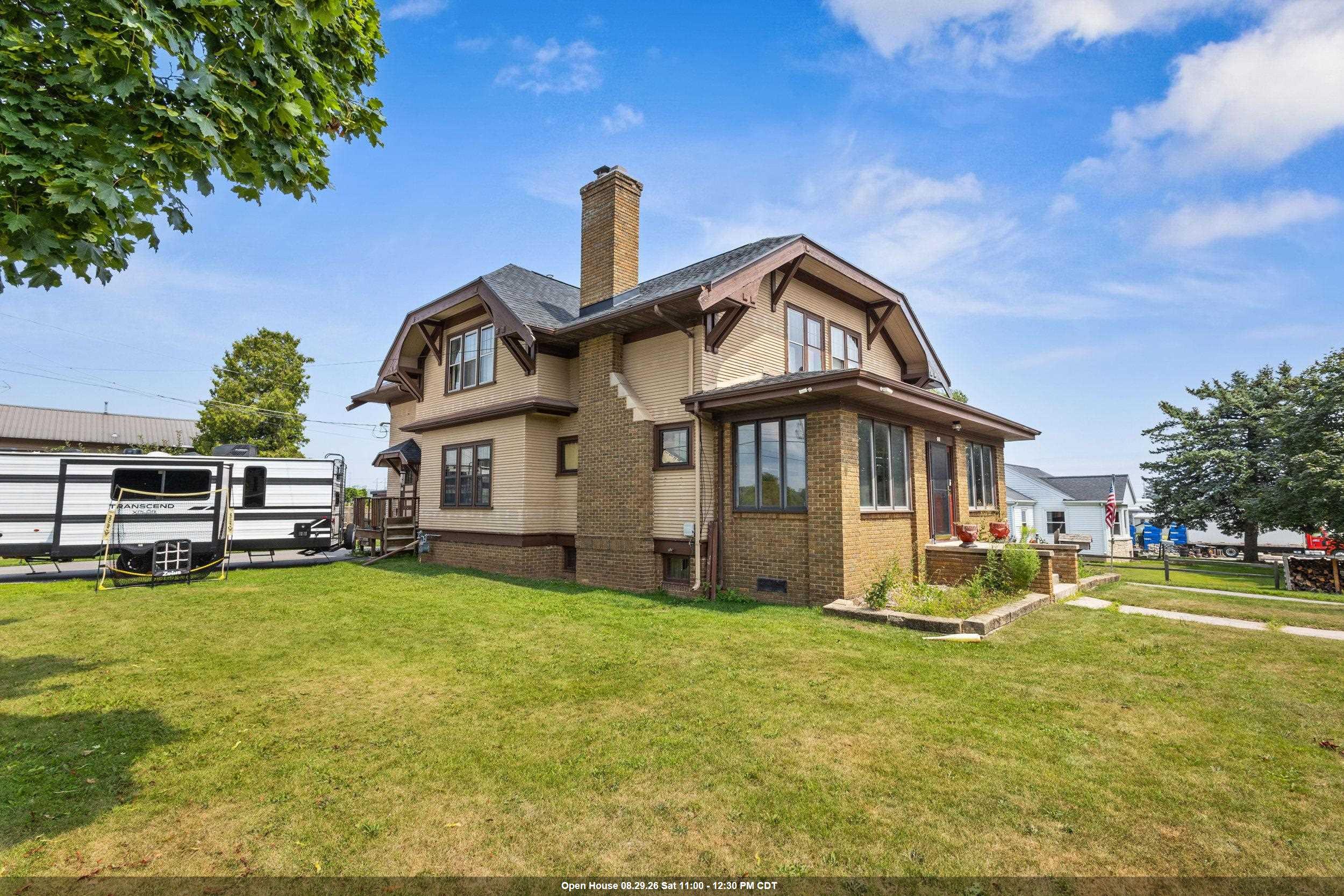 521 MILLER Street property preview photograph