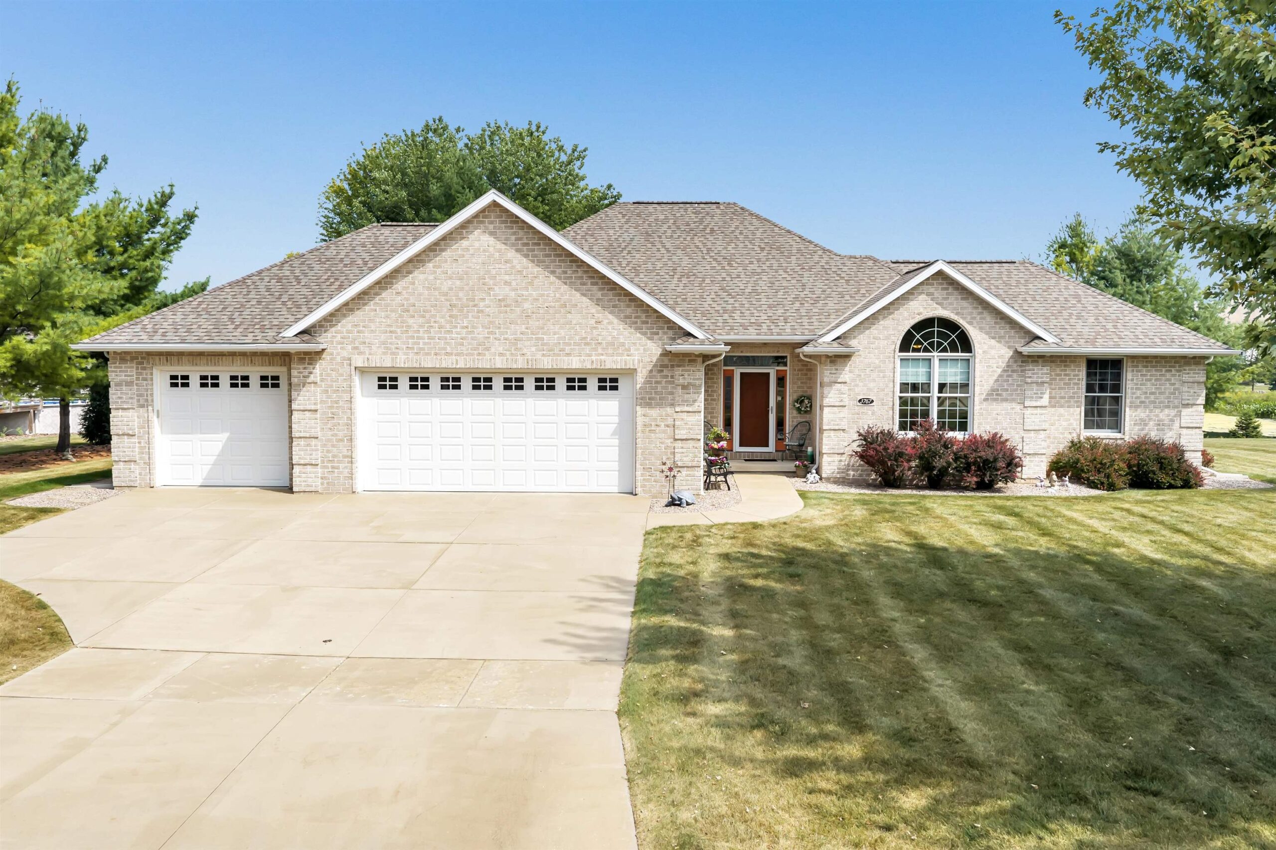 3767 MISTY MEADOW Lane property preview photograph