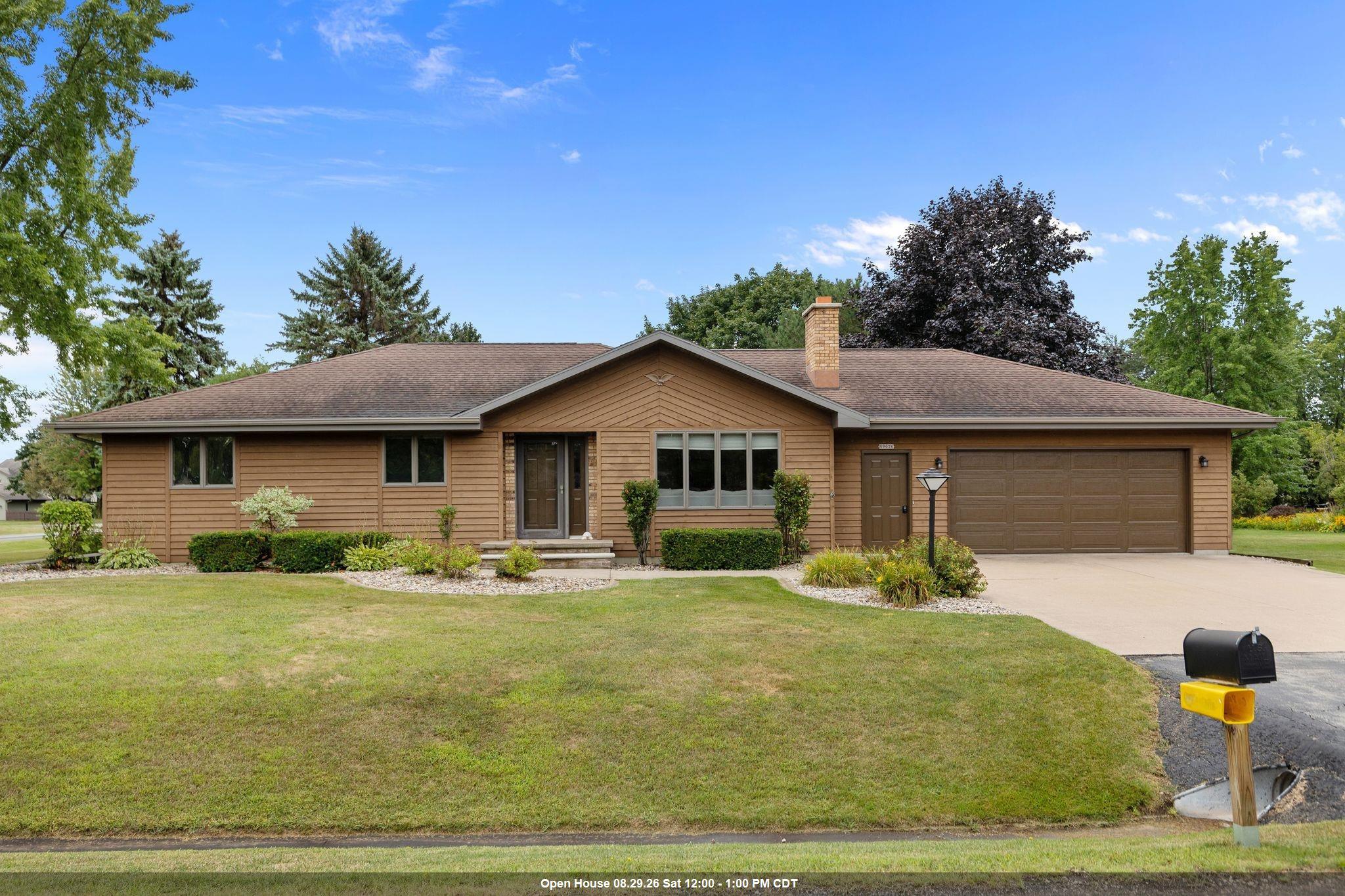 N9626 DARBOY Drive property preview photograph