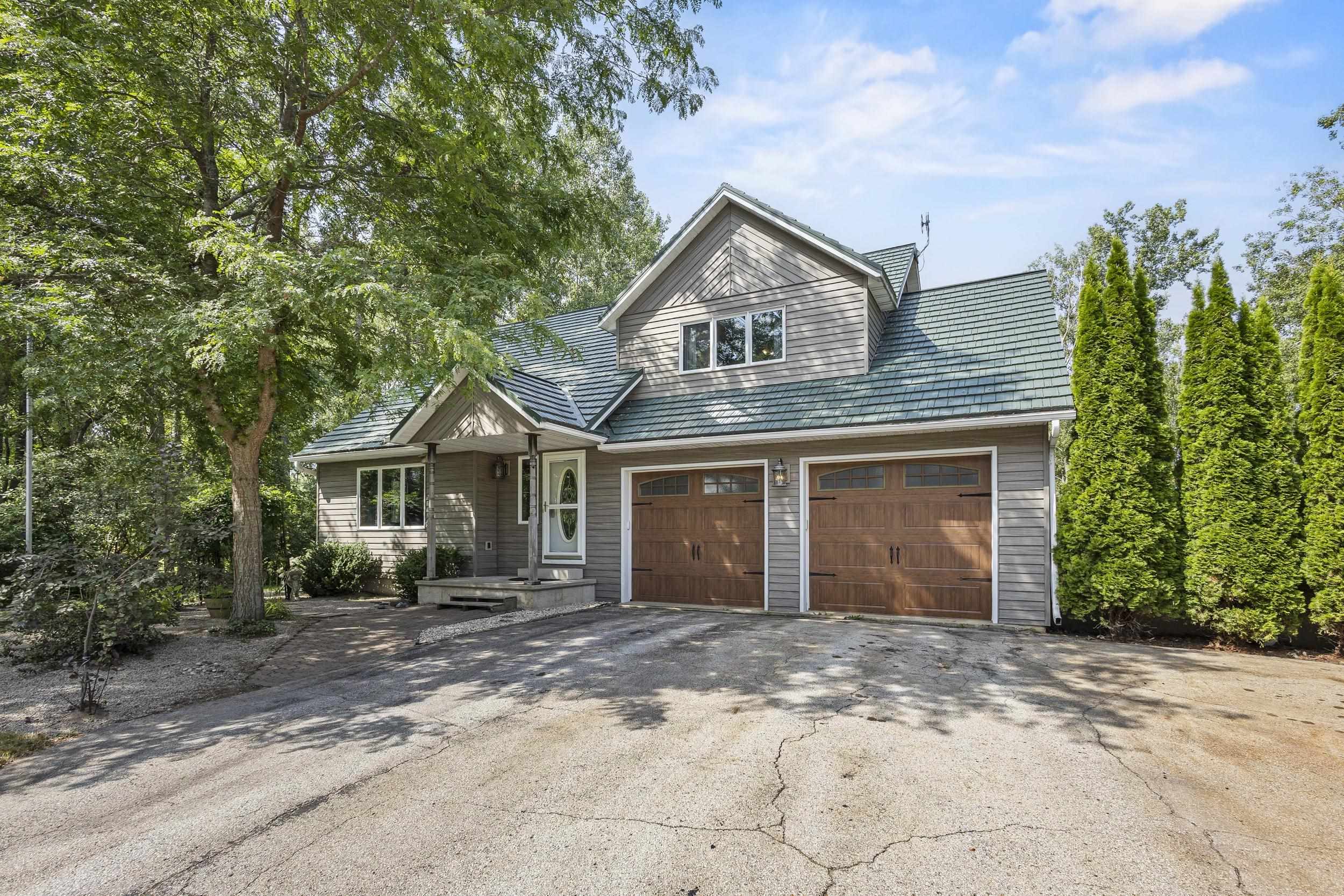 3007 LONGVIEW Lane property preview photograph