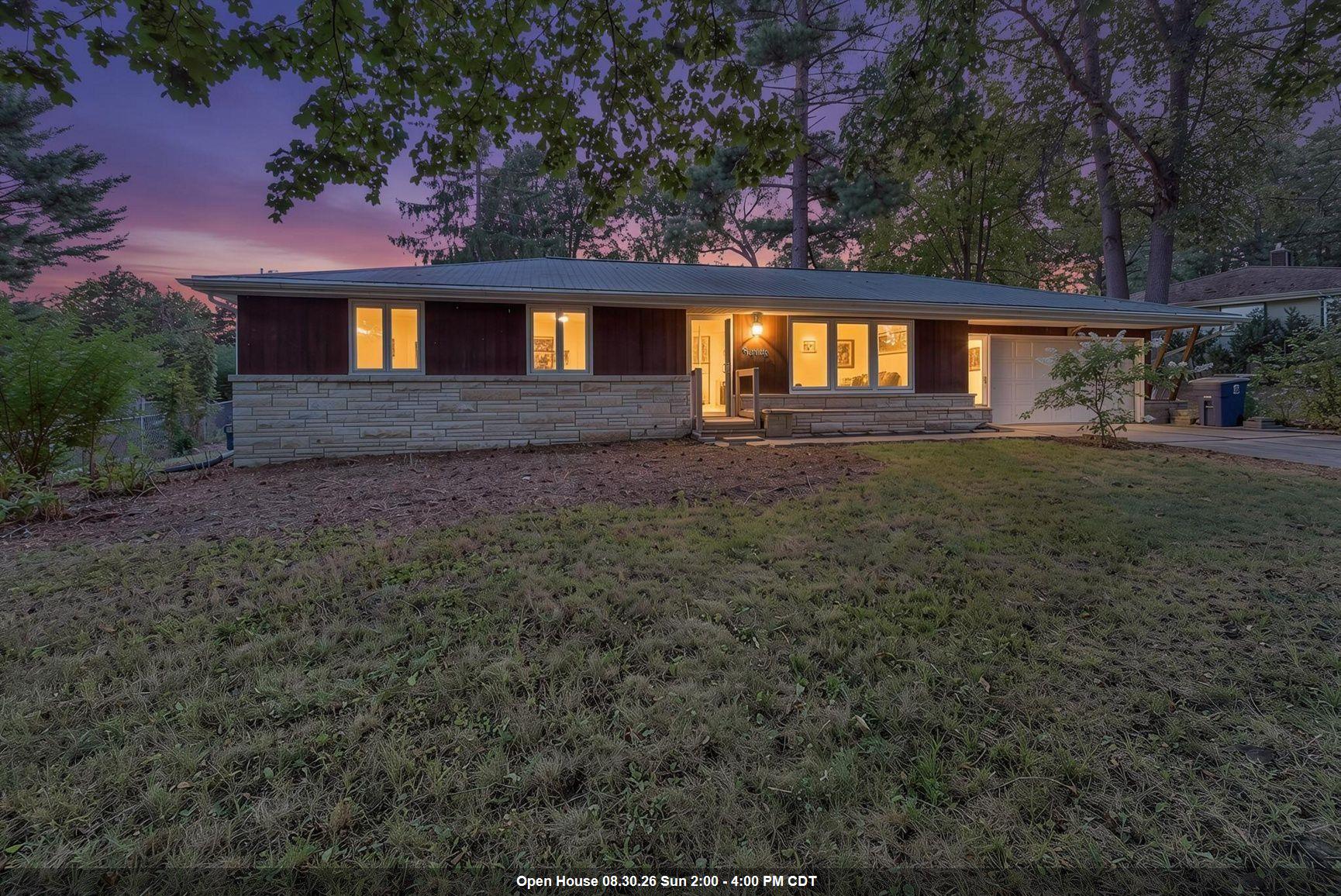 1669 FOREST GLEN Drive property preview photograph
