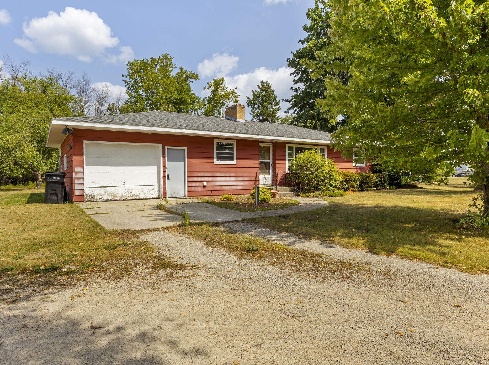 W6684 COUNTY ROAD 358 property preview photograph