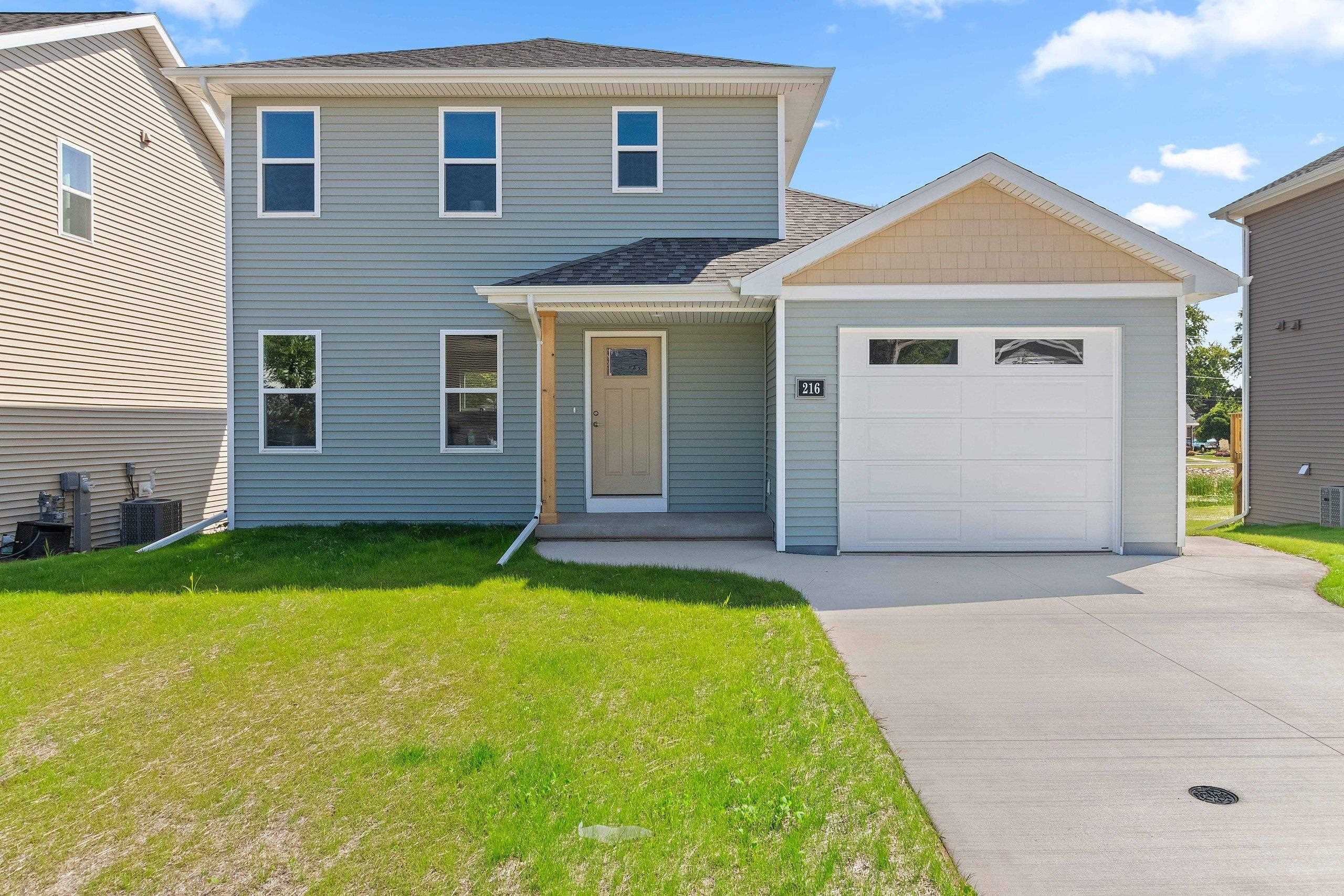 216 FAIRVIEW Lane property preview photograph