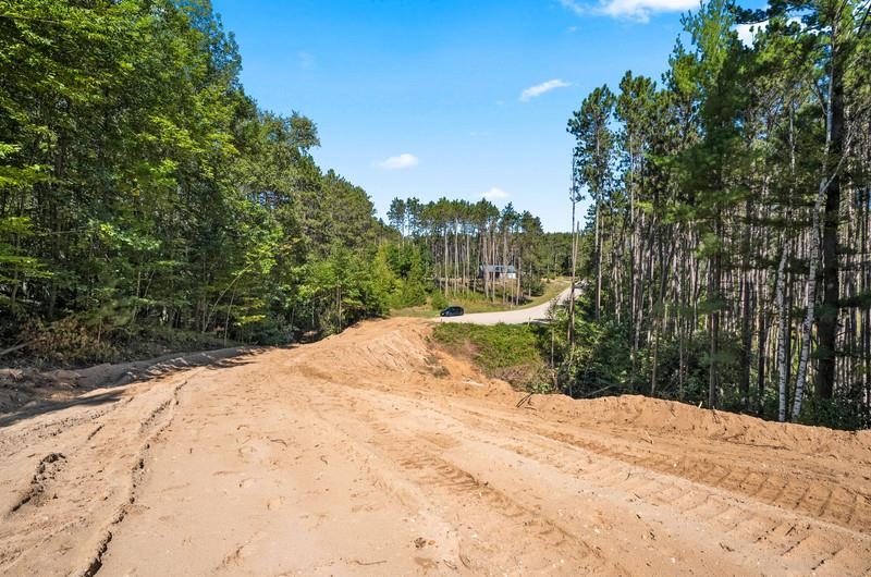 WOOD PINES Lane property preview photograph