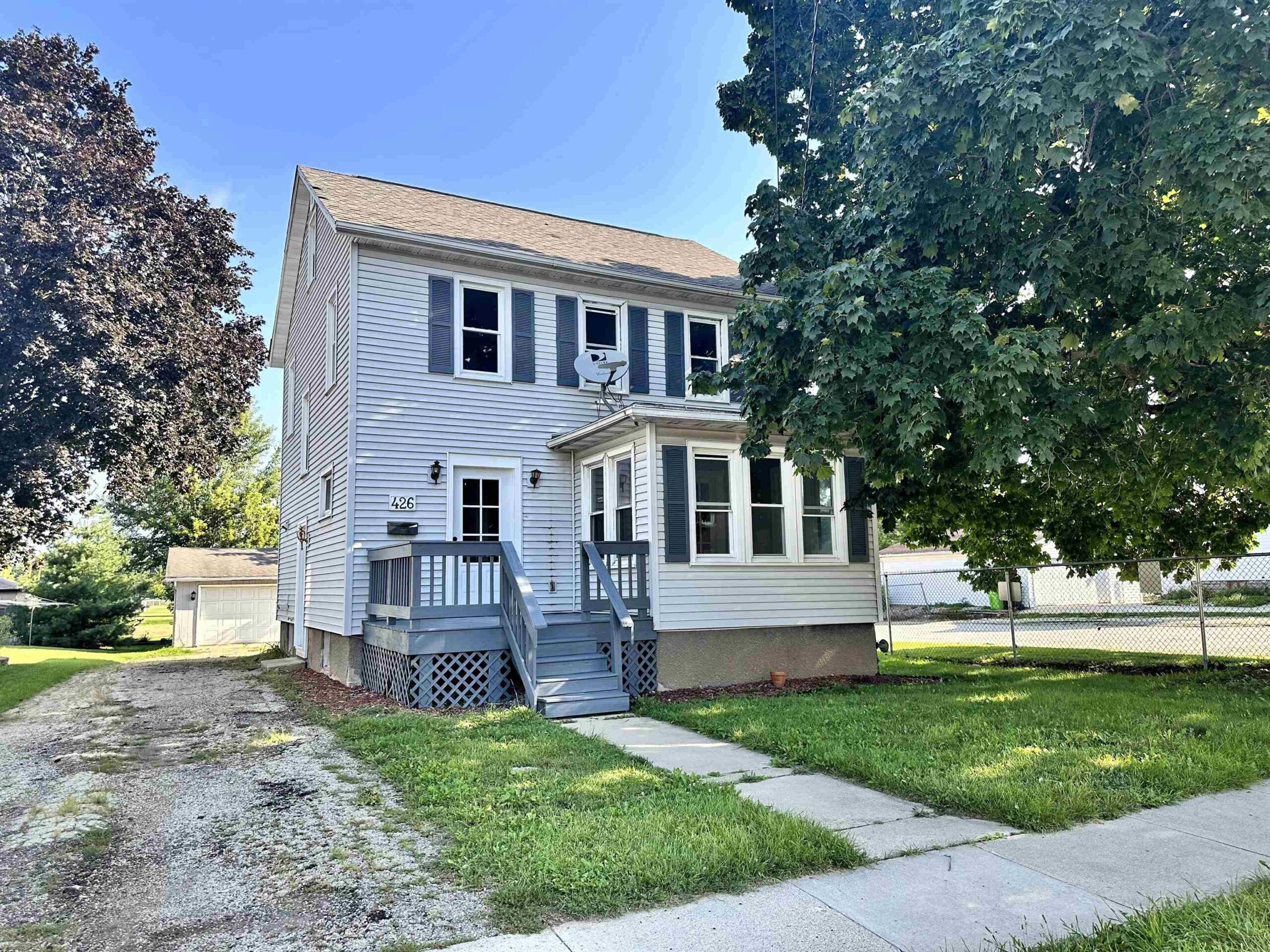 426 JACKSON Street property preview photograph