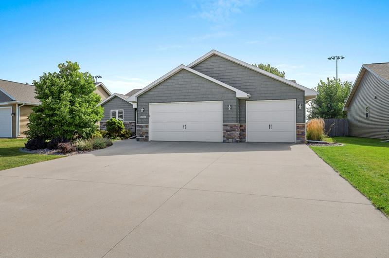 N9046 SPRING VALLEY Road property preview photograph