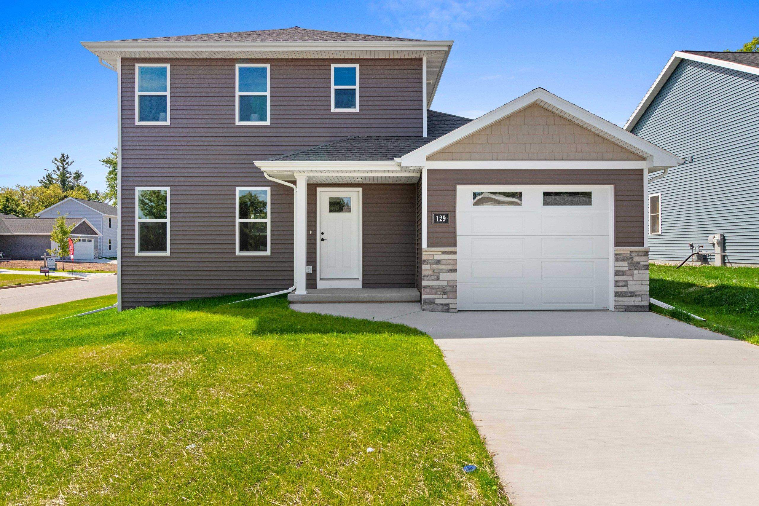 129 EVERGREEN Lane property preview photograph