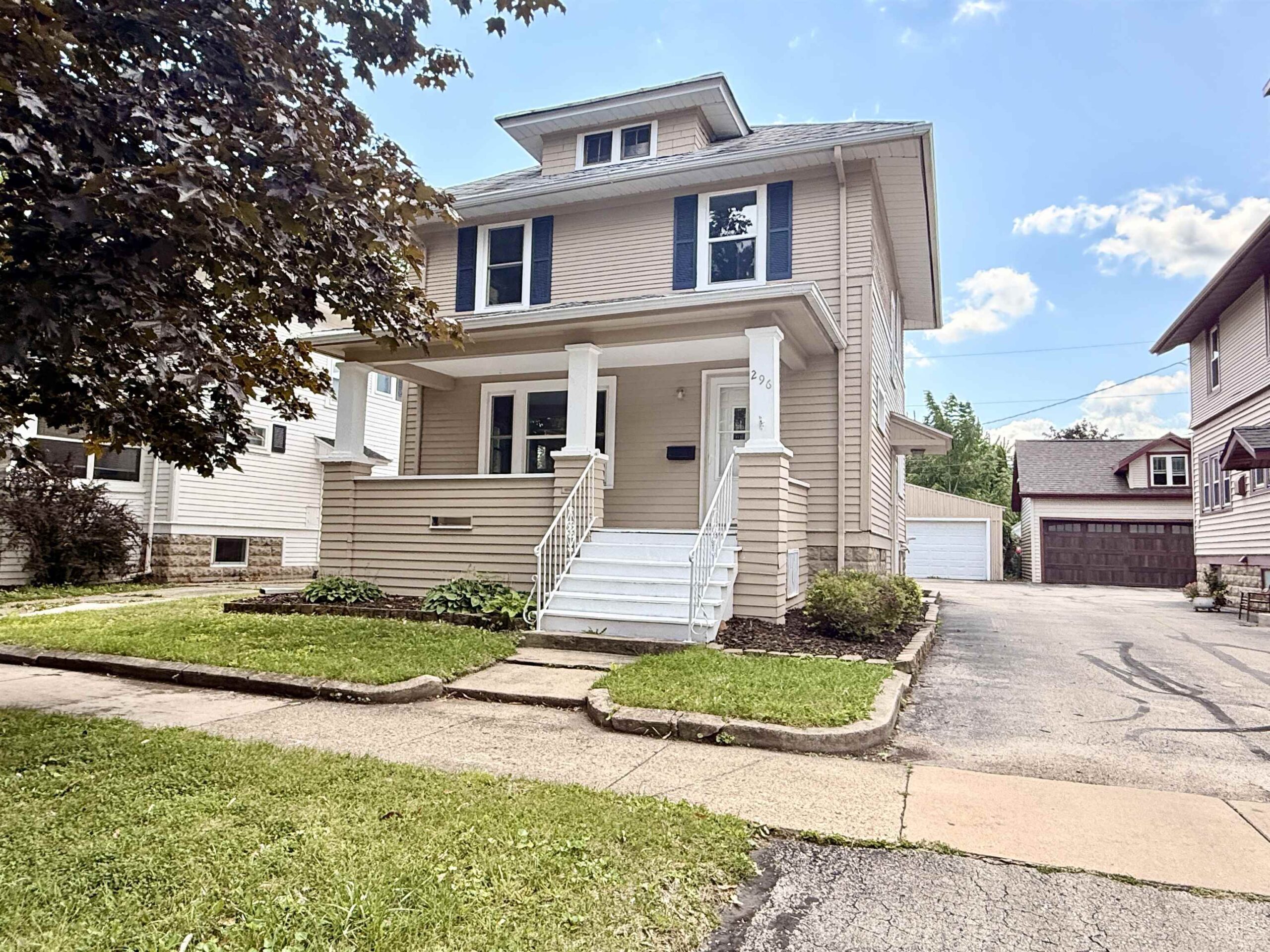 296 5TH Street property preview photograph
