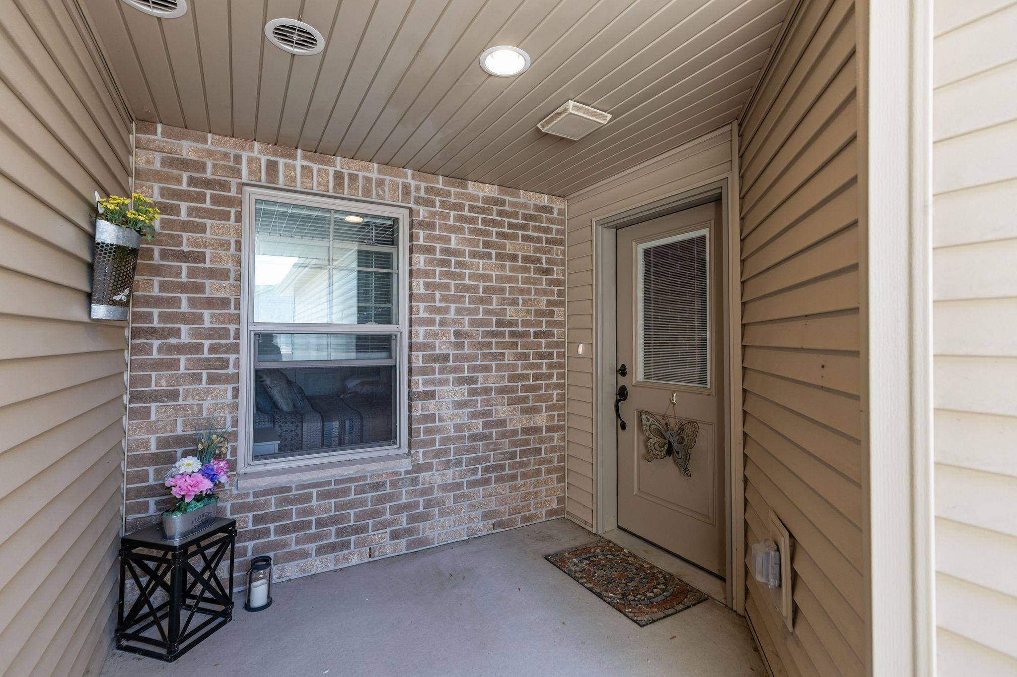 2157 ROYAL CREST Circle property preview photograph