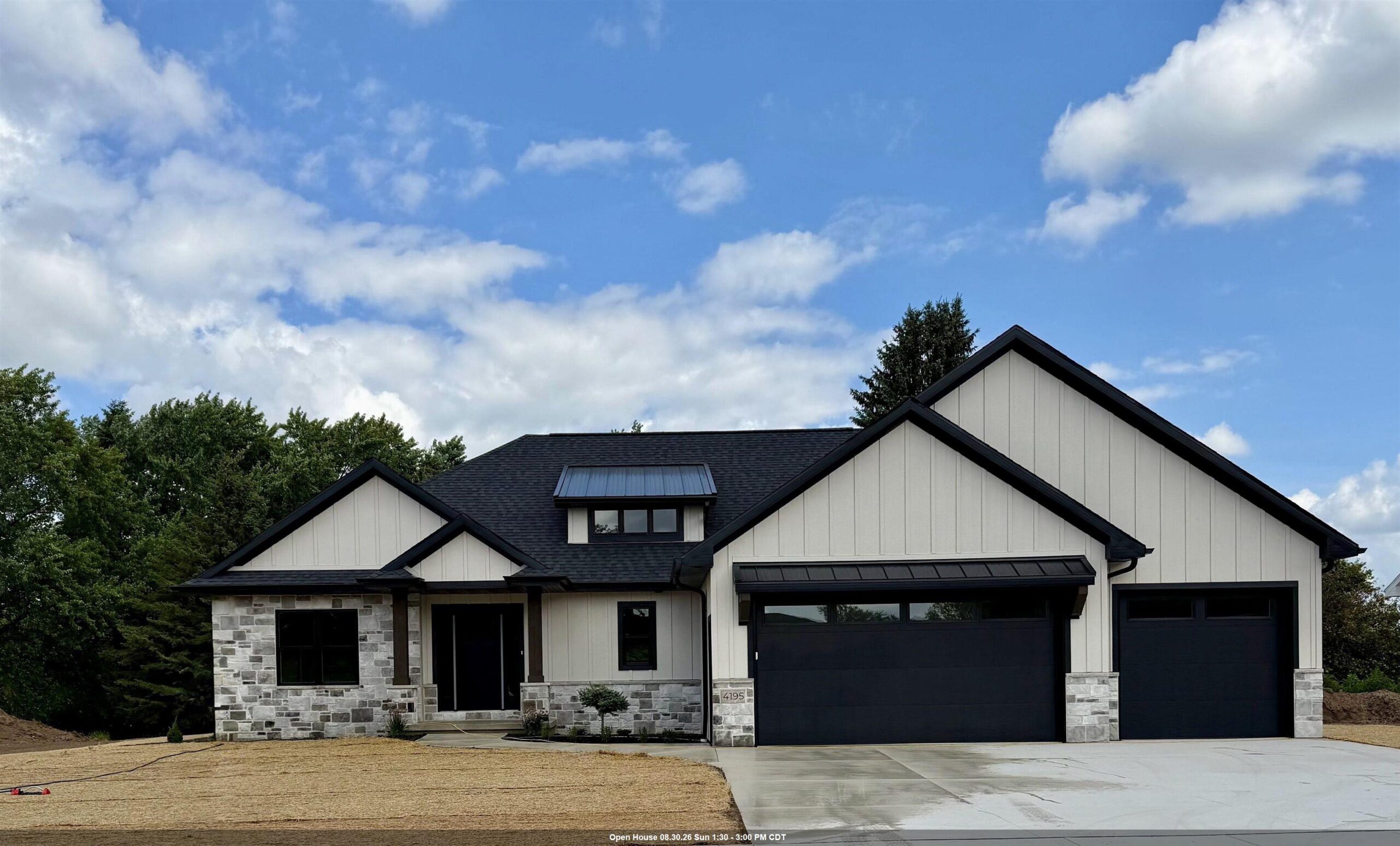 4195 HALF CROWN Run property preview photograph