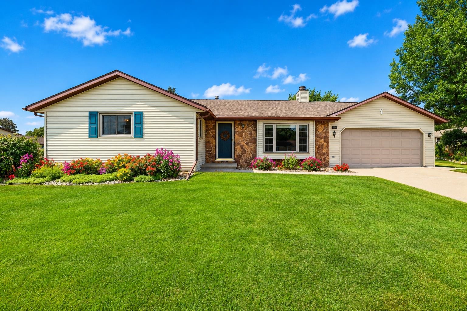 1841 BALTIC Circle property preview photograph
