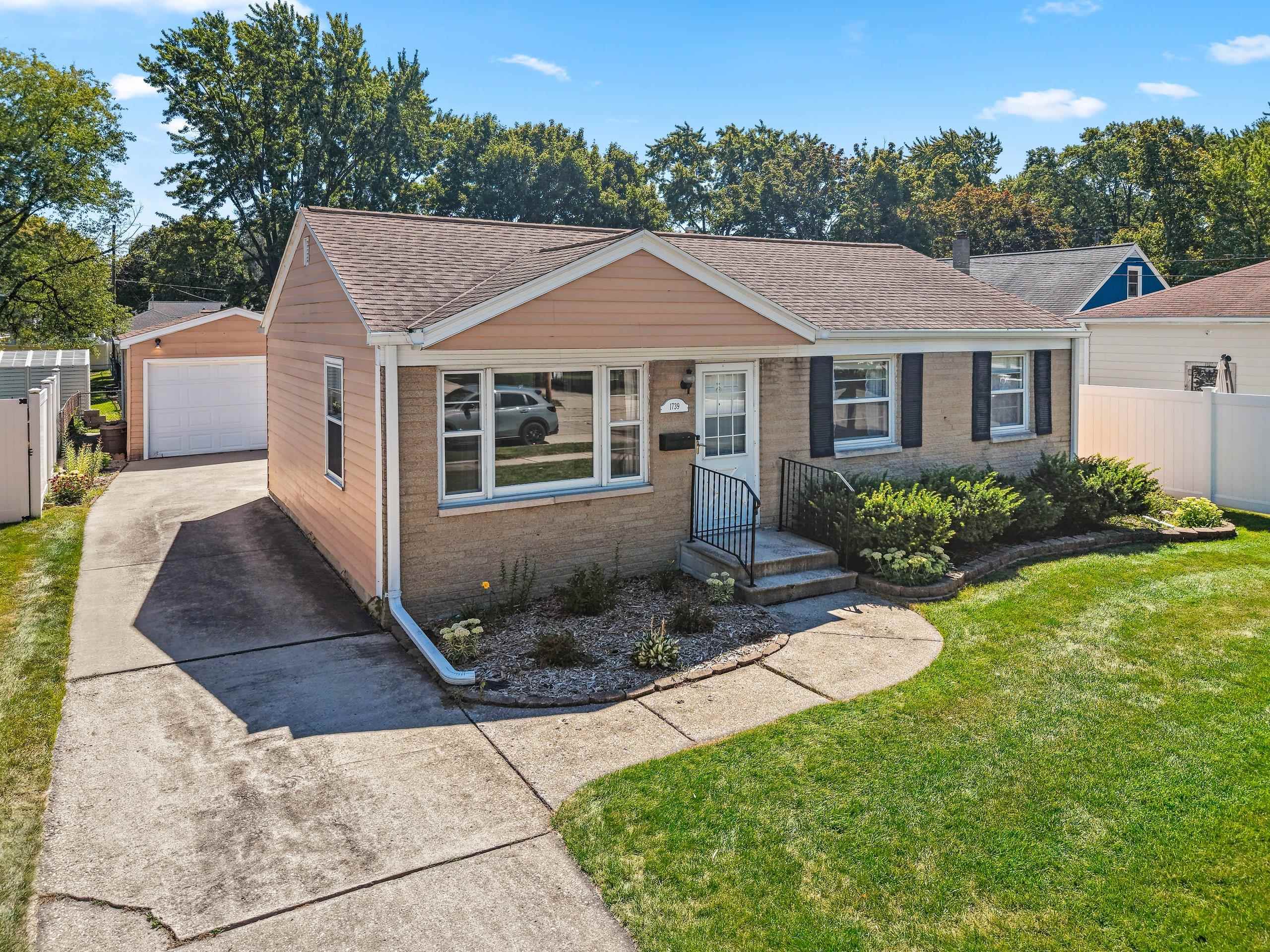 1739 12TH Avenue property preview photograph