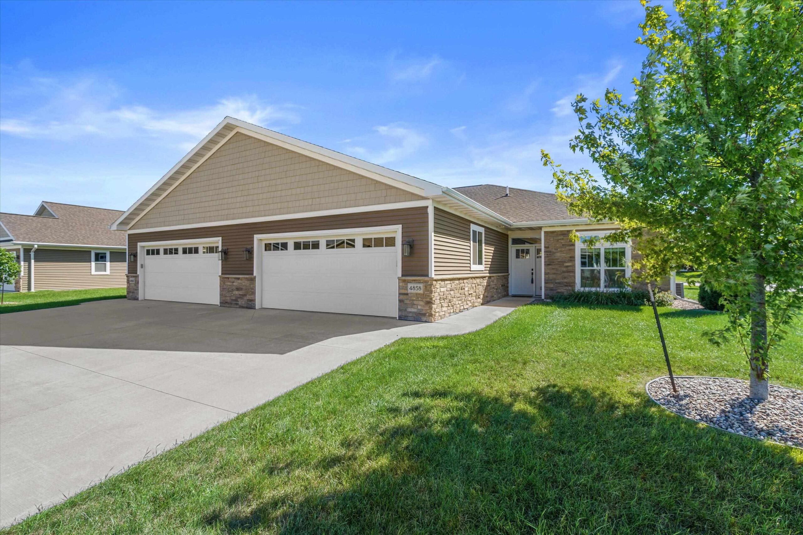 4858 WYLD BERRY Way property preview photograph