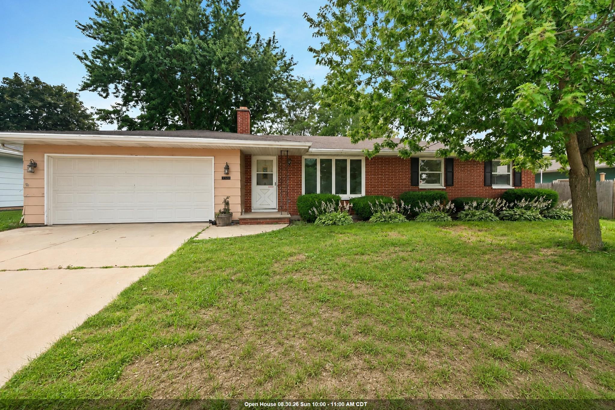 2320 MANITOWOC Road property preview photograph