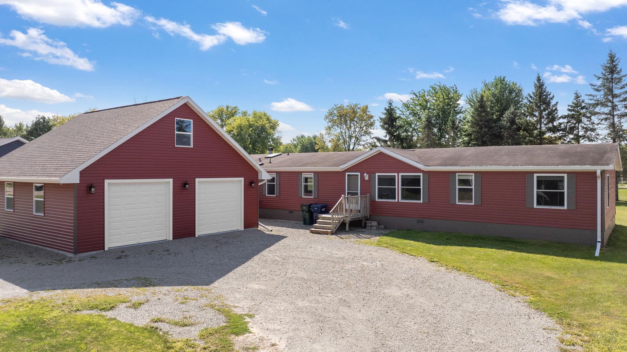 407 RIVERVIEW Court property preview photograph