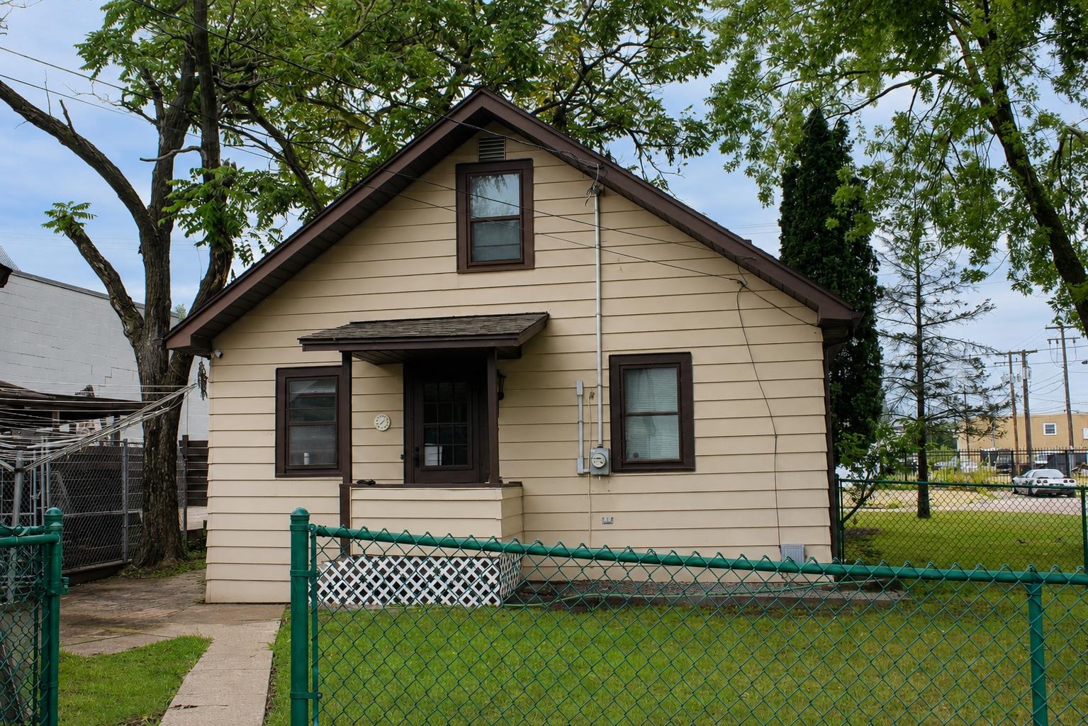 1605 W HASKEL Street property preview photograph
