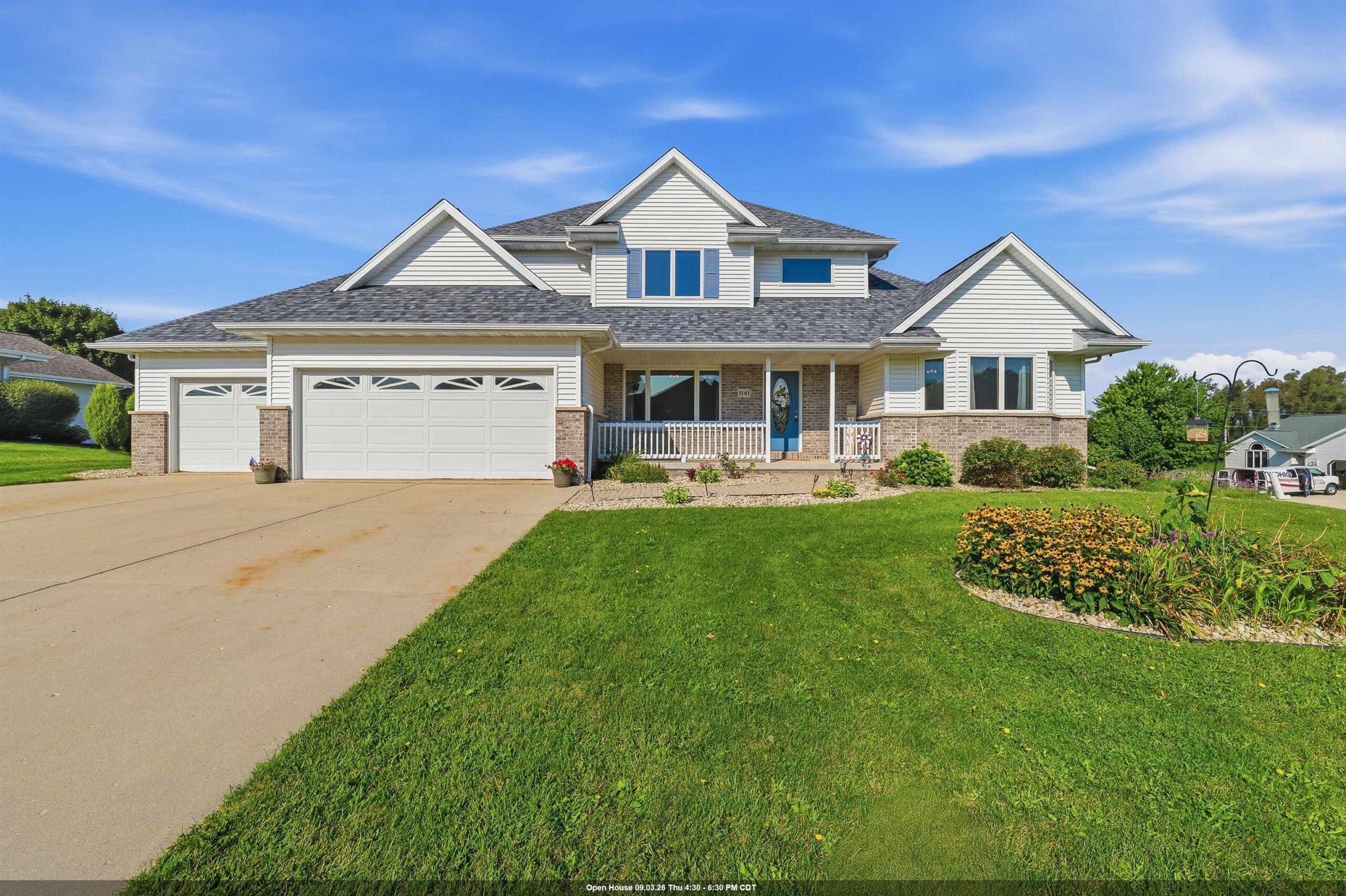 1141 GARDEN Street property preview photograph