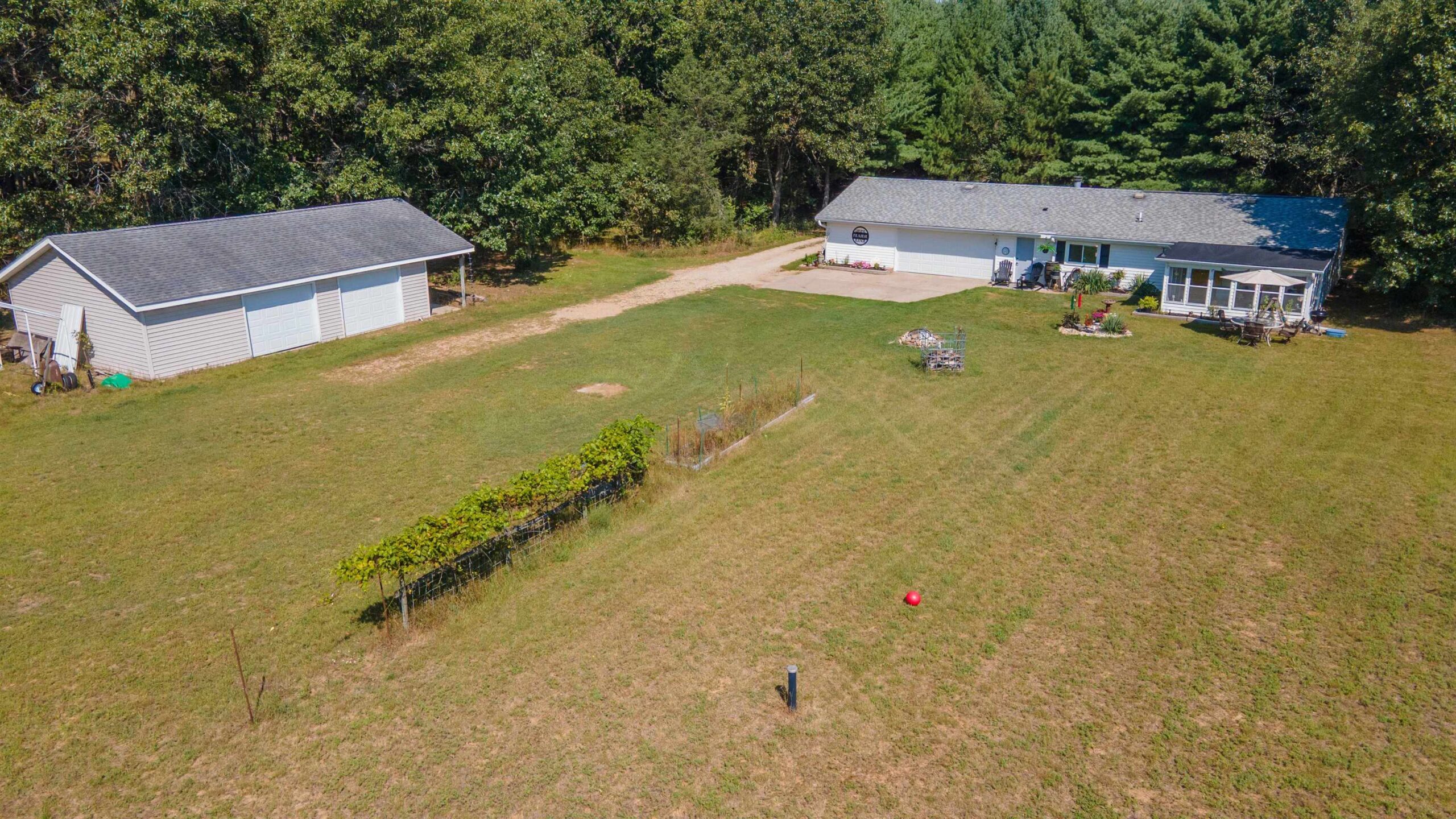 W6583 PORTERS LAKE Road property preview photograph