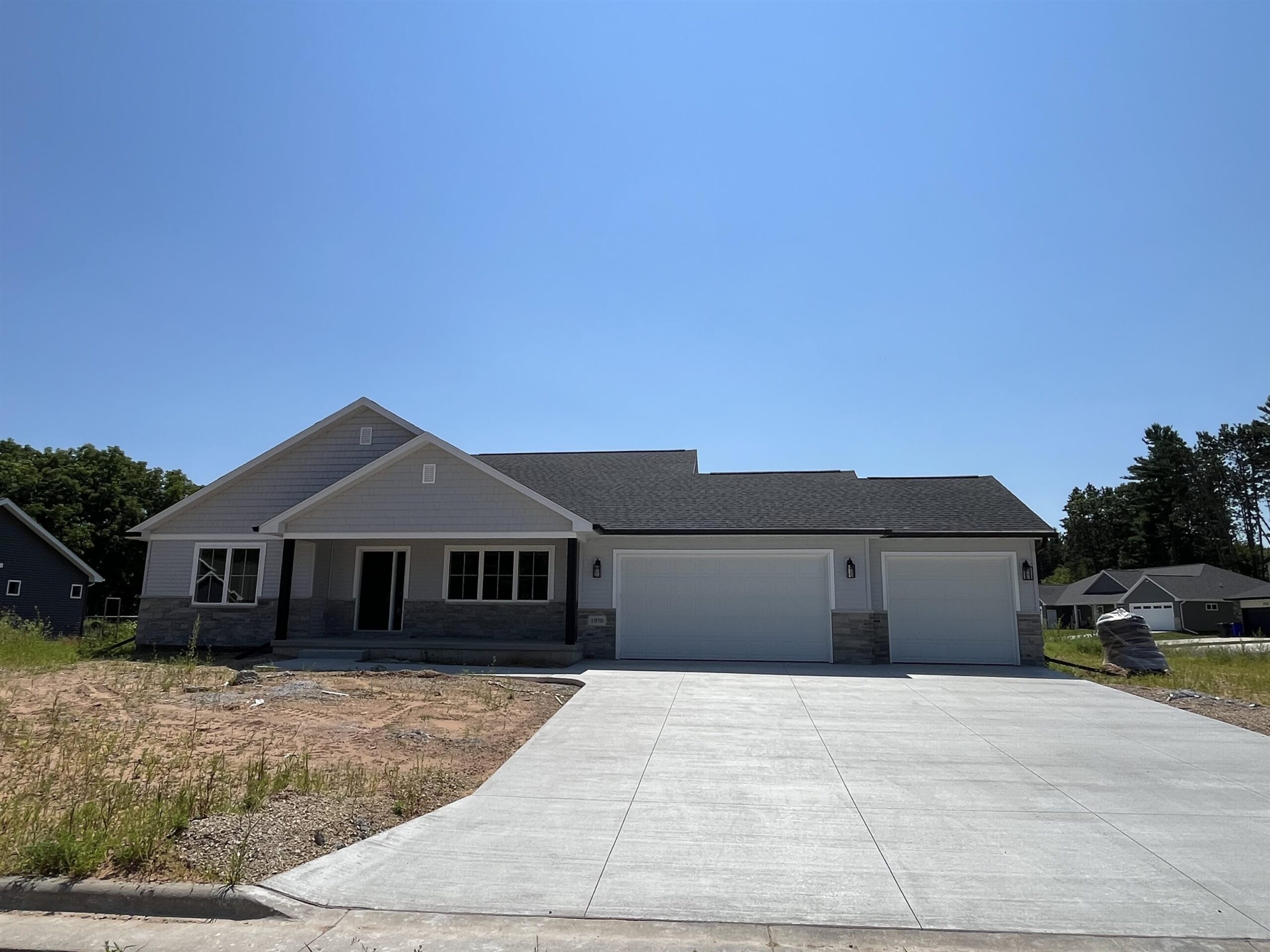 1970 PENNY Lane property preview photograph