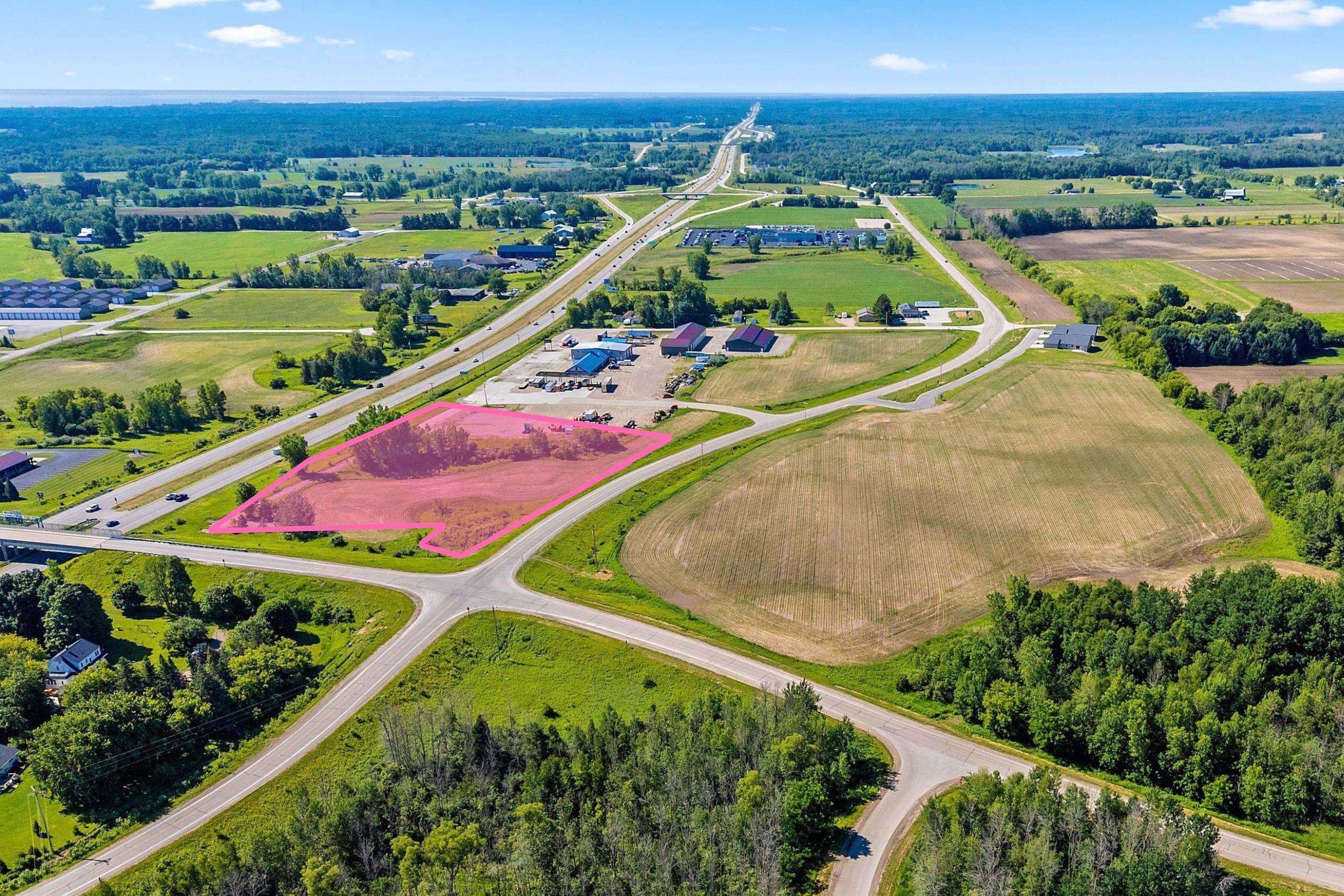 COUNTY ROAD EE property preview photograph