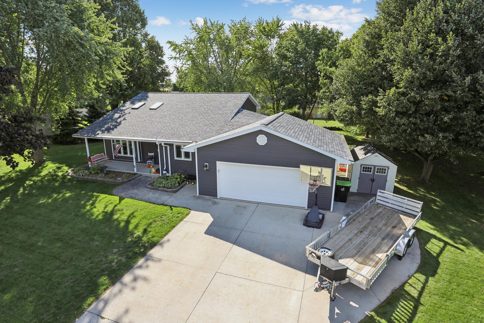 617 DONNA Street property preview photograph