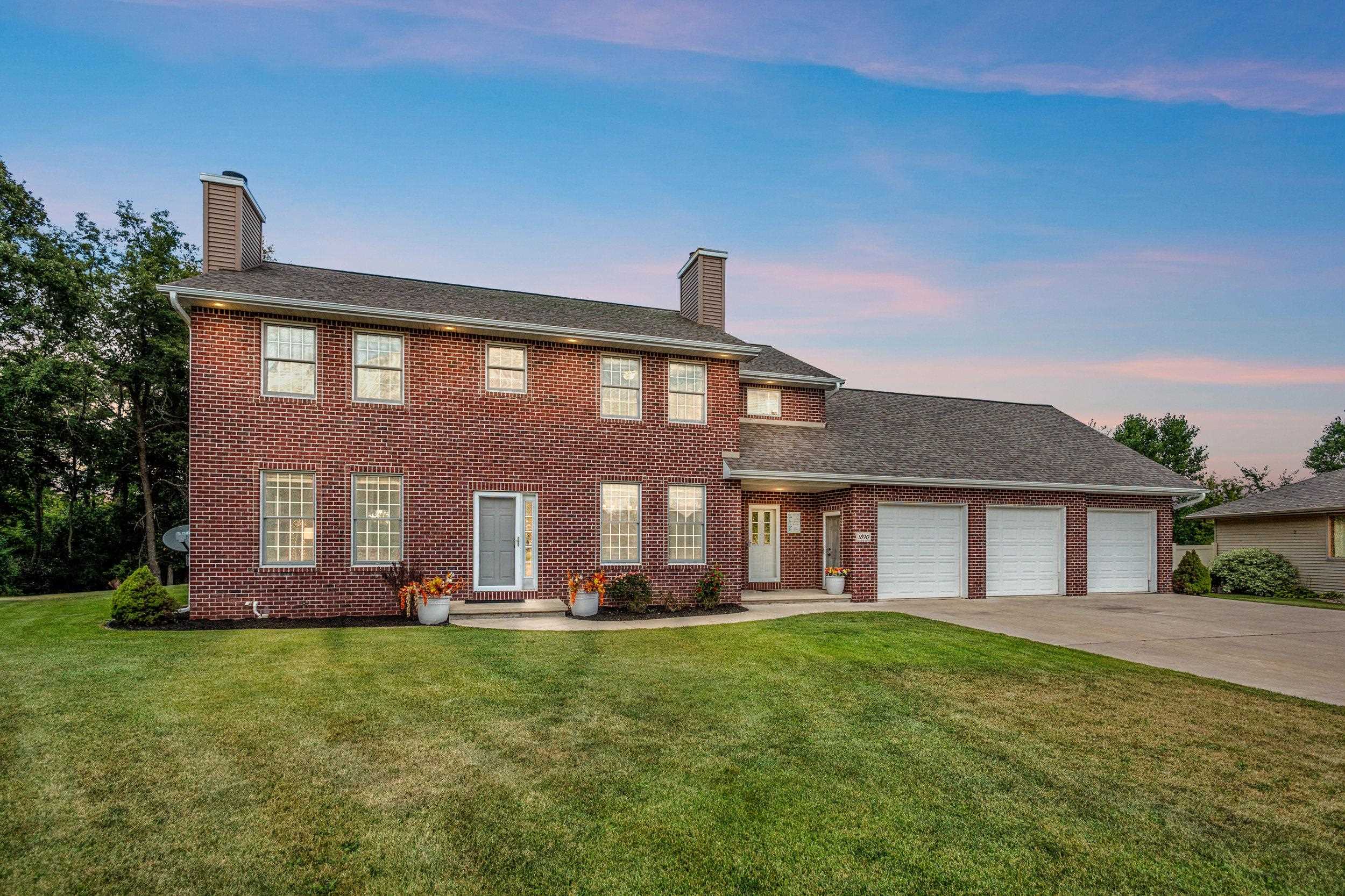 1890 PAYTON Court property preview photograph