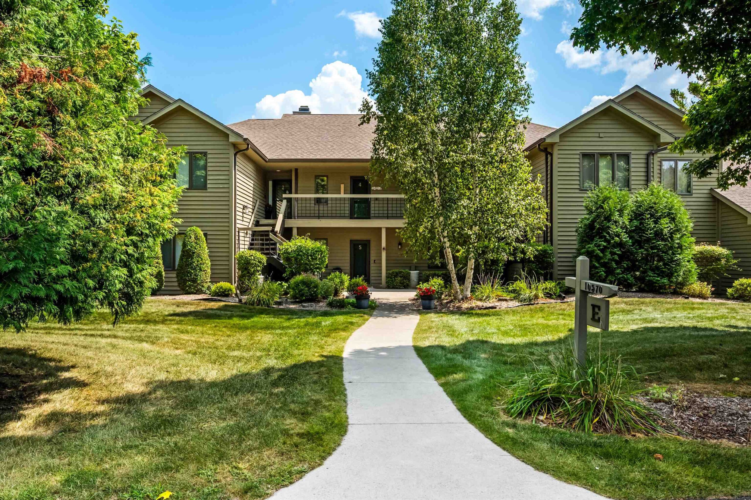 10570 BAY RIDGE Place property preview photograph