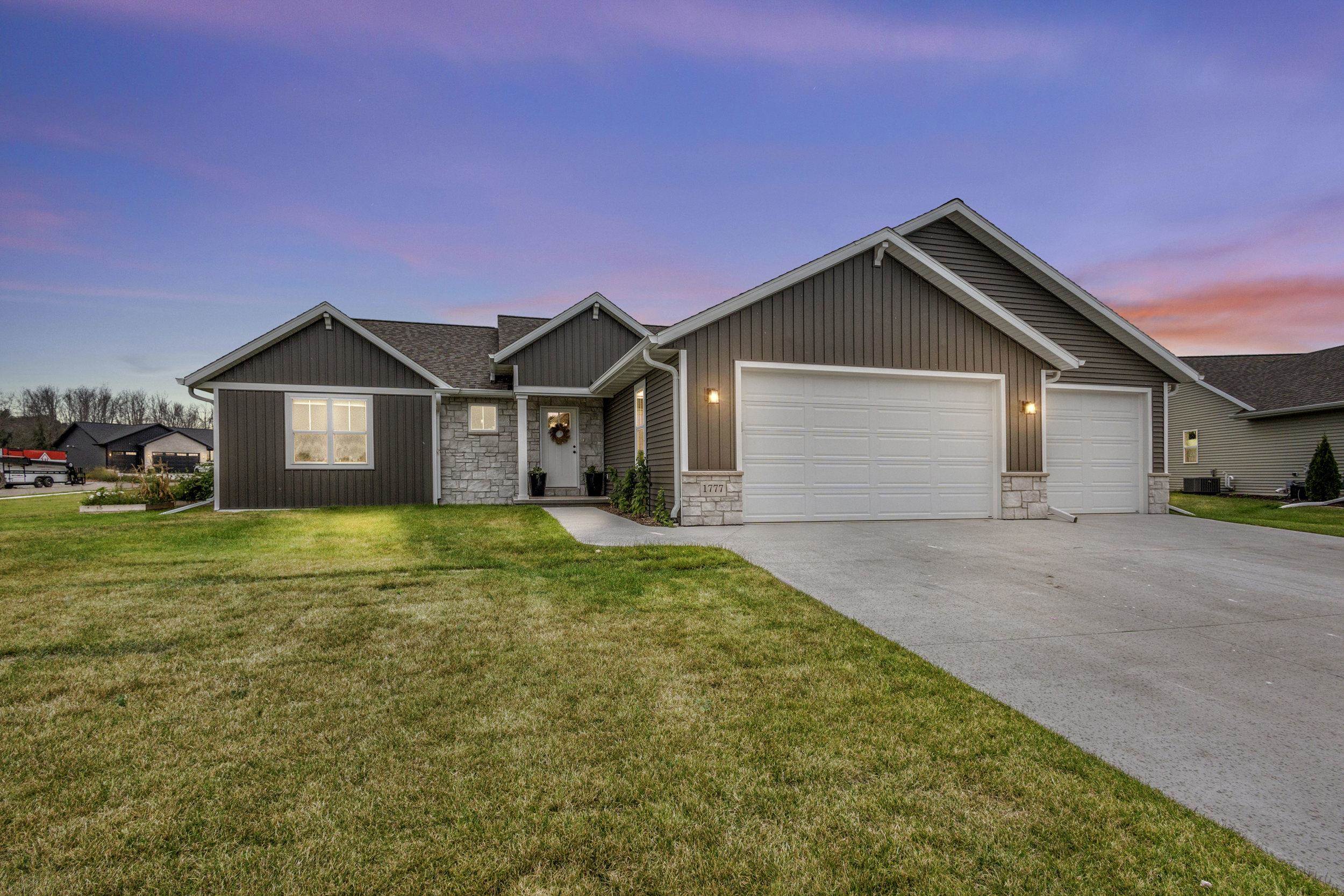 1777 LOYAL Drive property preview photograph