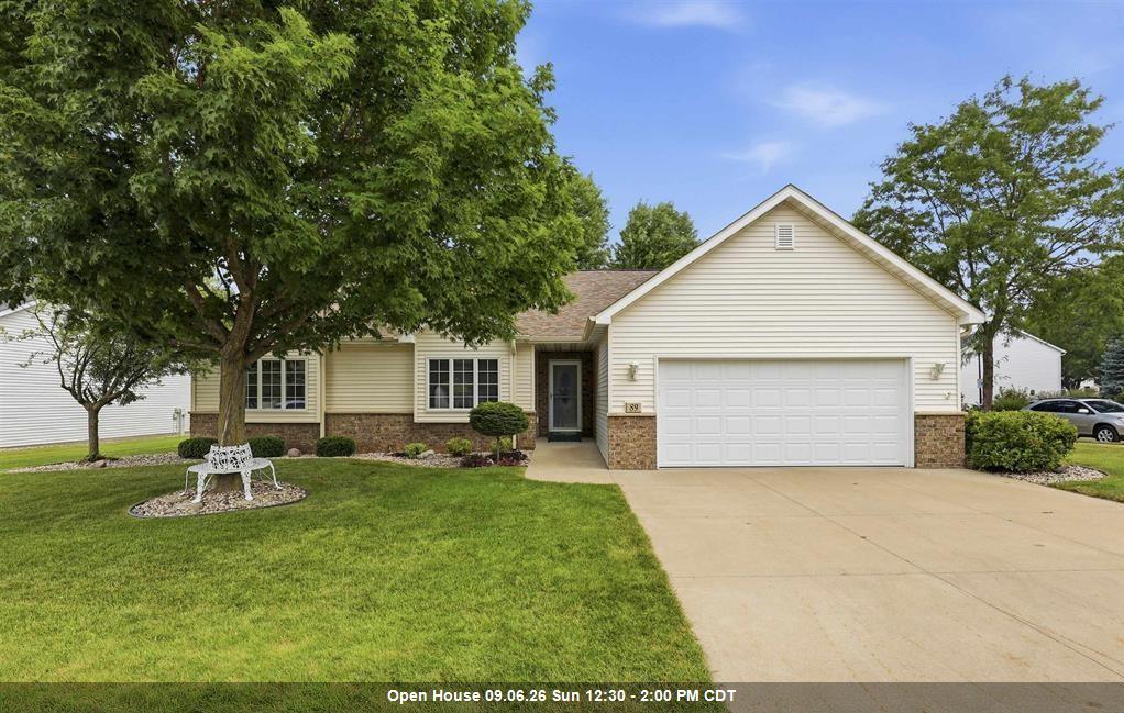 89 PENBROOK Circle property preview photograph