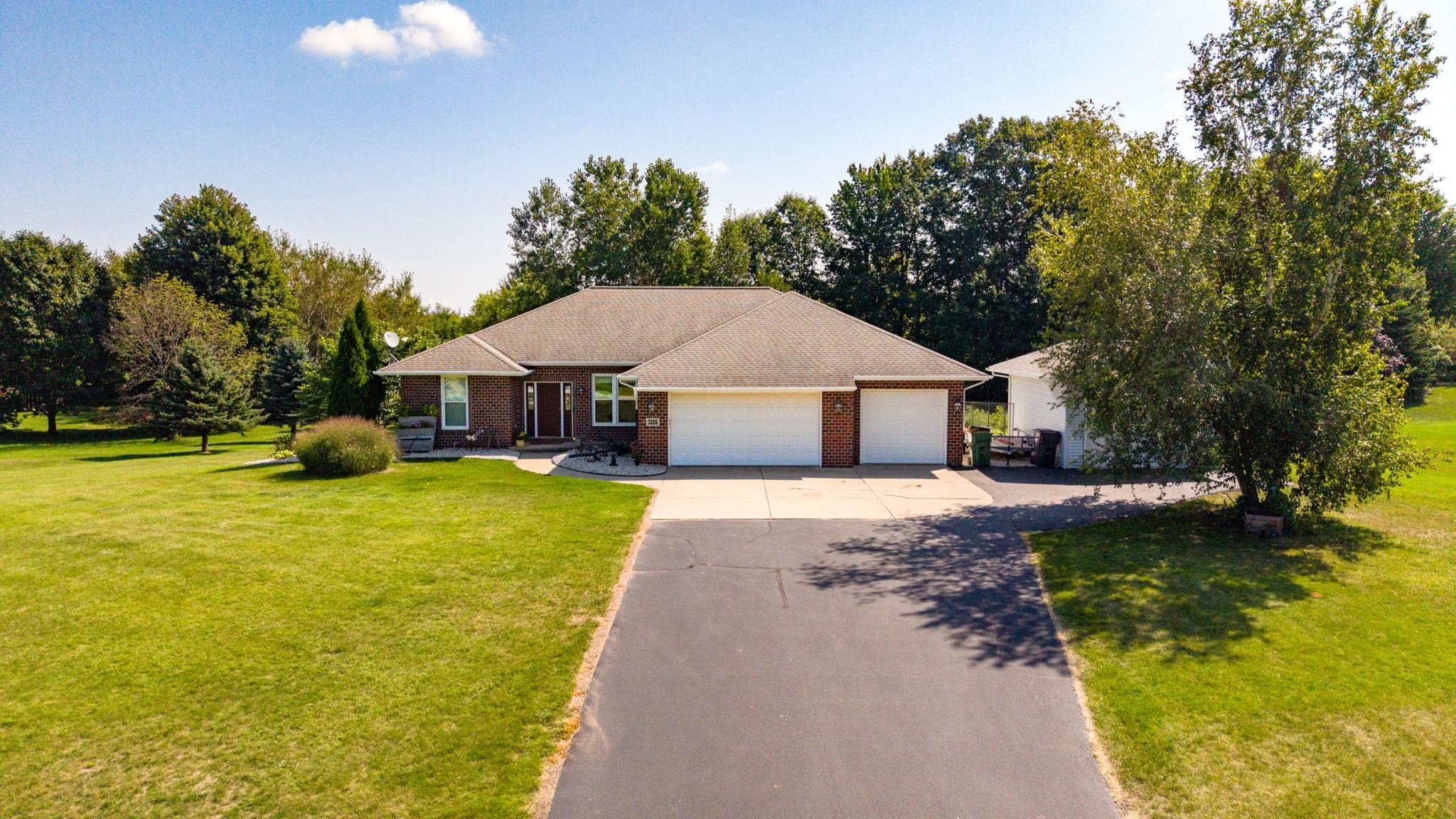 3206 RIVER FOREST HILLS Drive property preview photograph