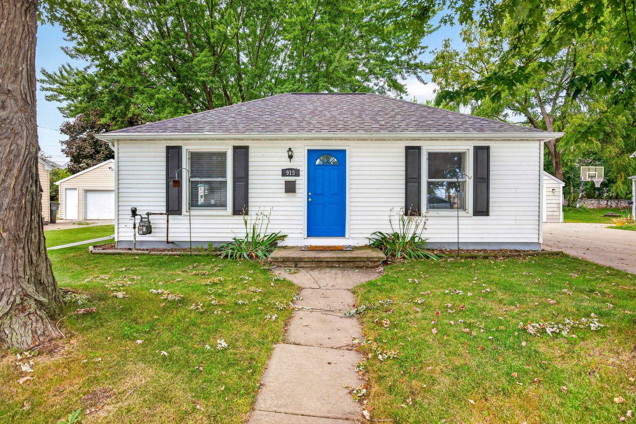 915 TAFT Street property preview photograph