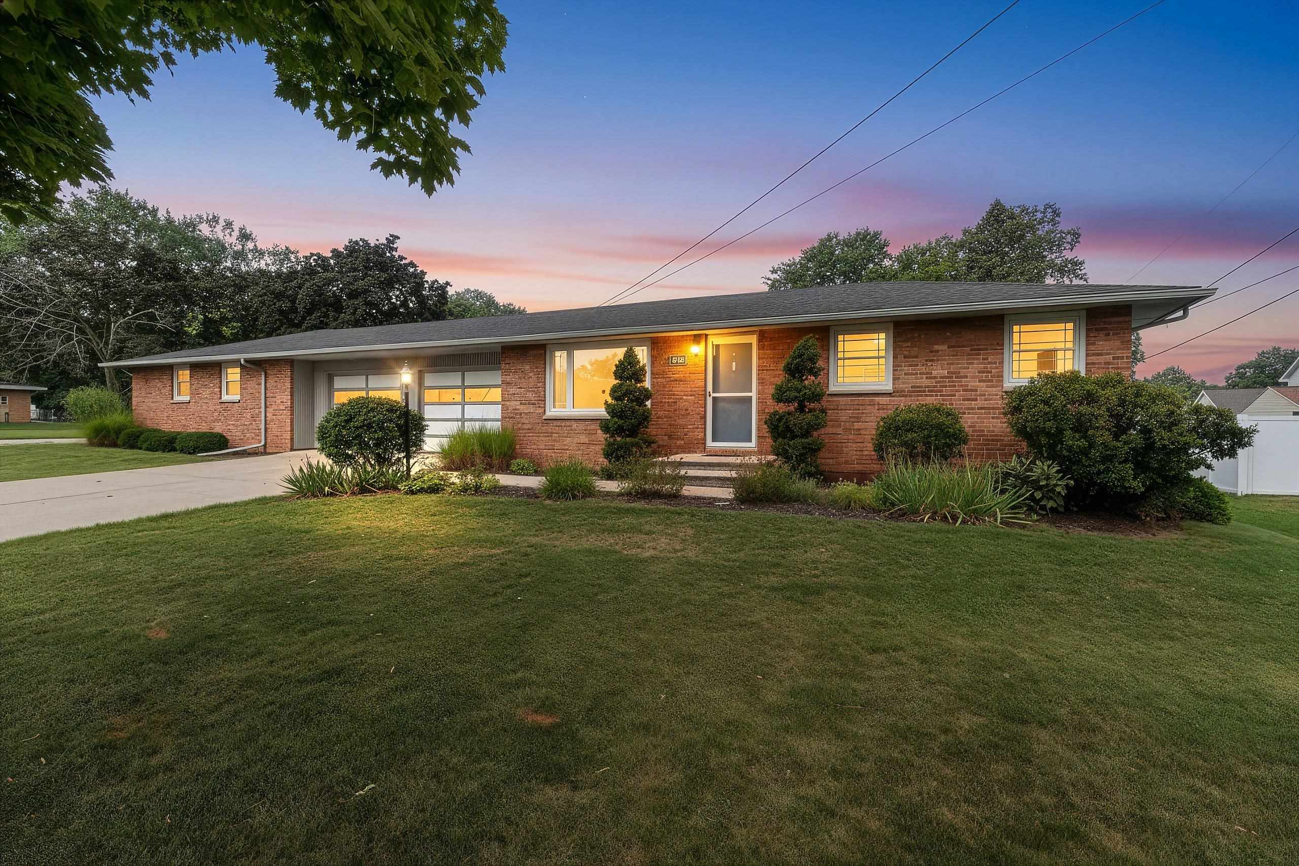 2098 TRUE Lane property preview photograph