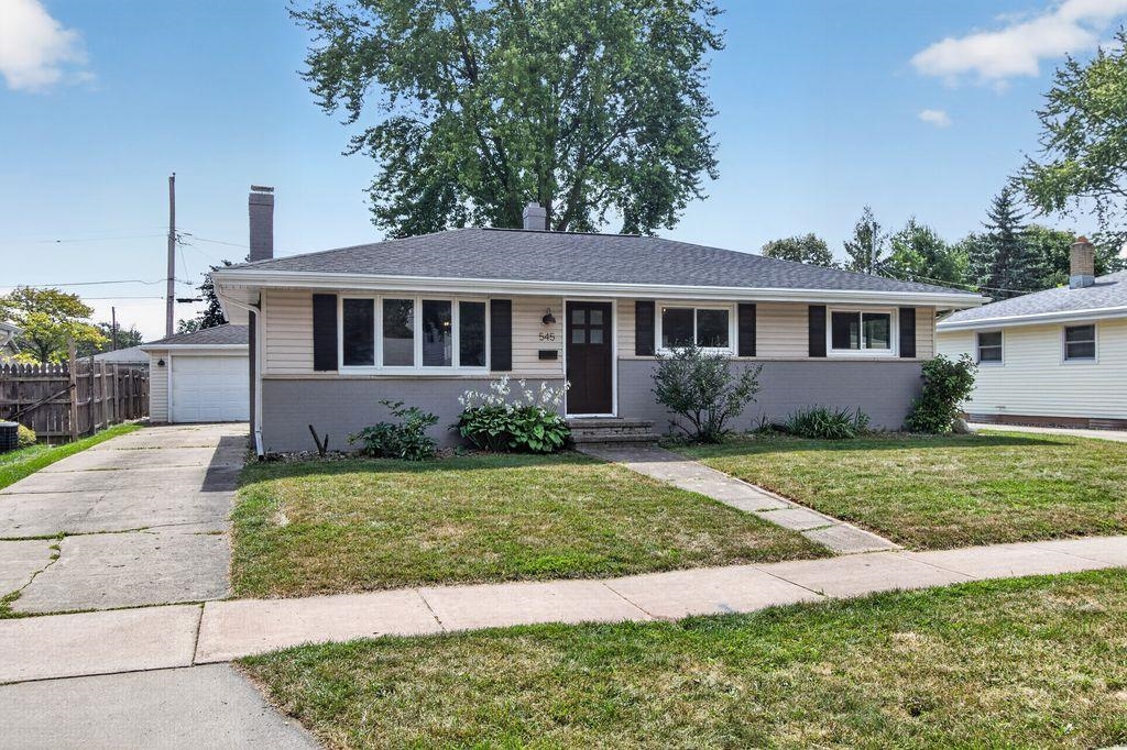 545 E COOLIDGE Avenue property preview photograph