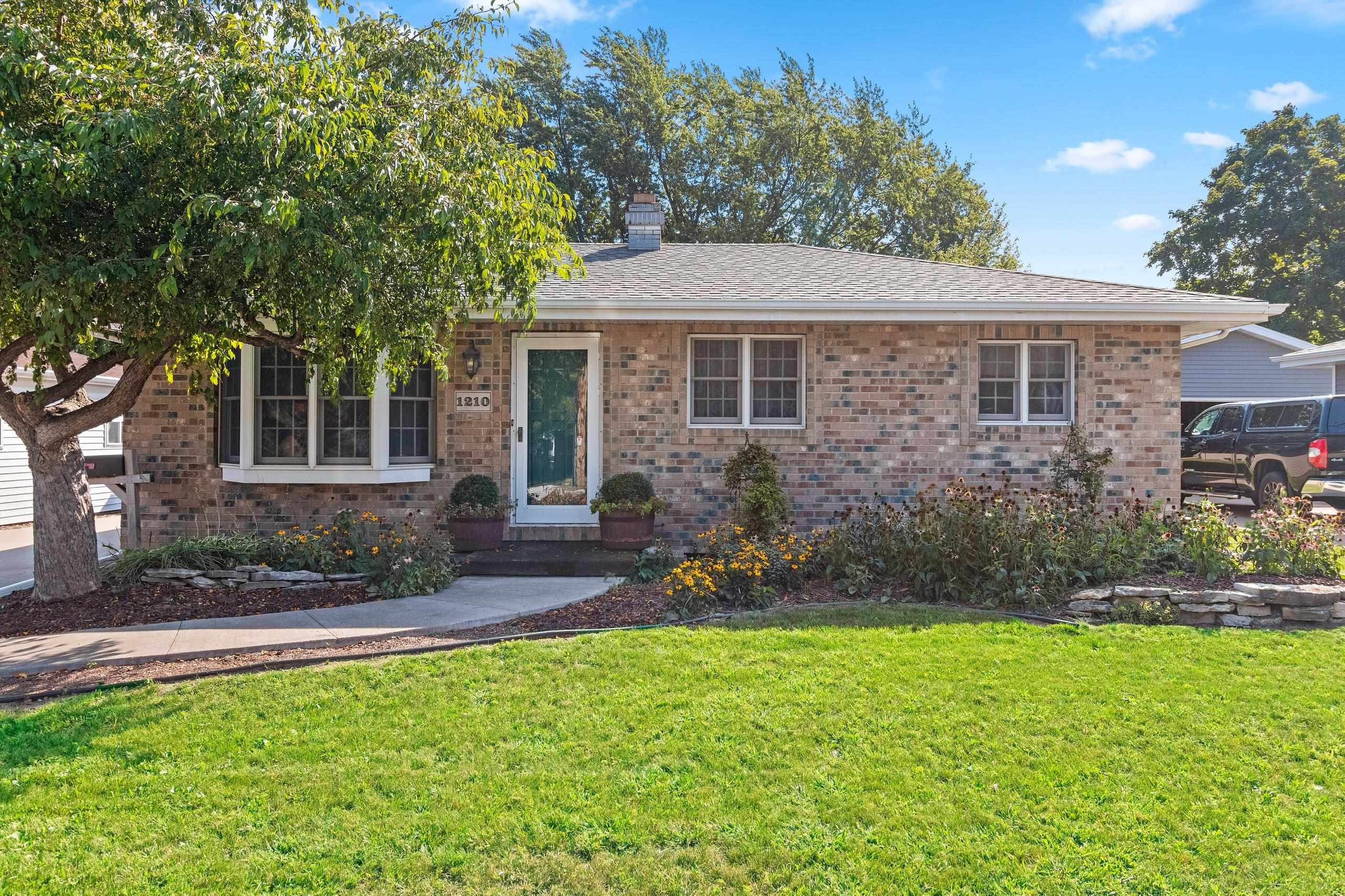 1210 BUCHANAN Street property preview photograph