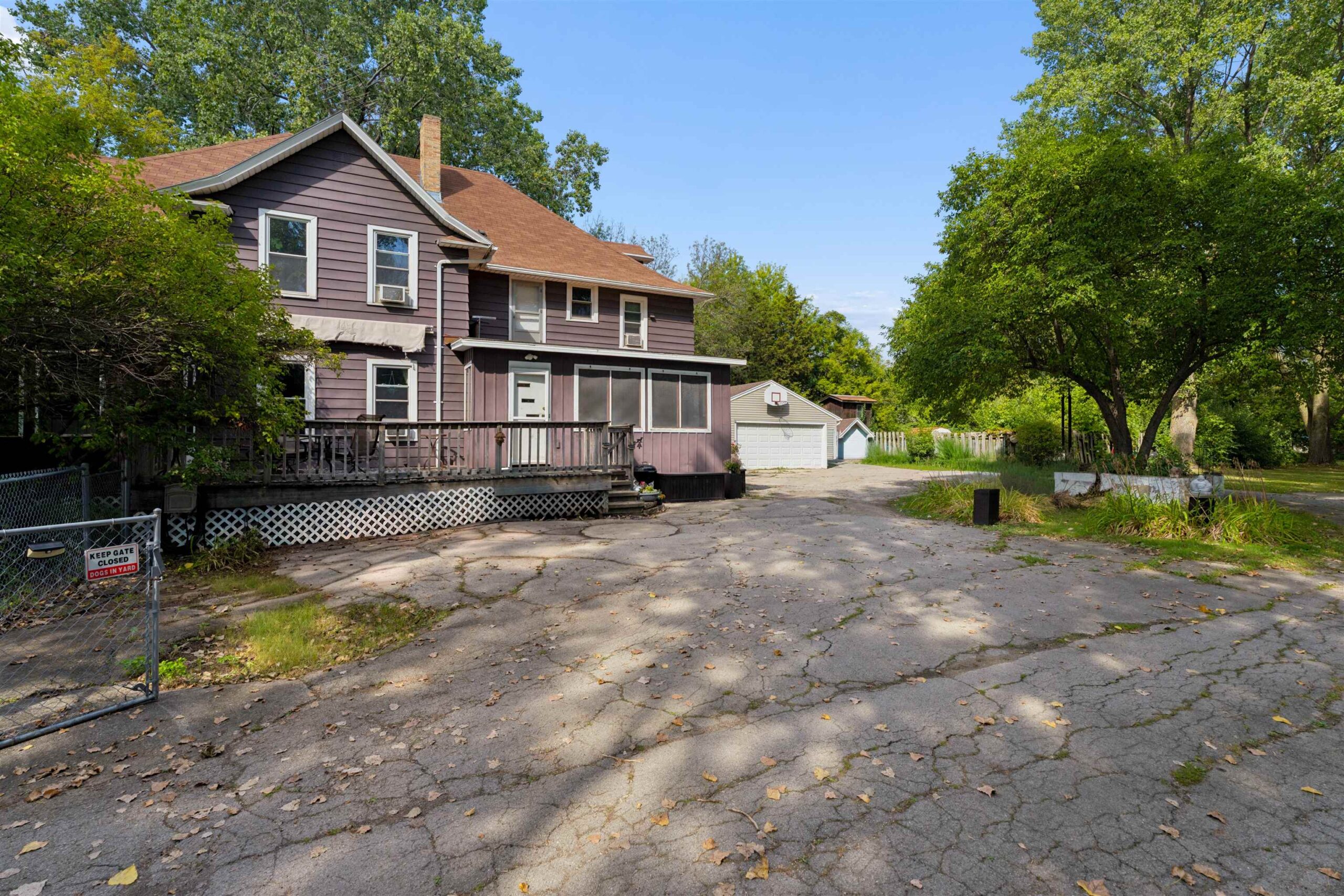 1025 ONEIDA Street property preview photograph