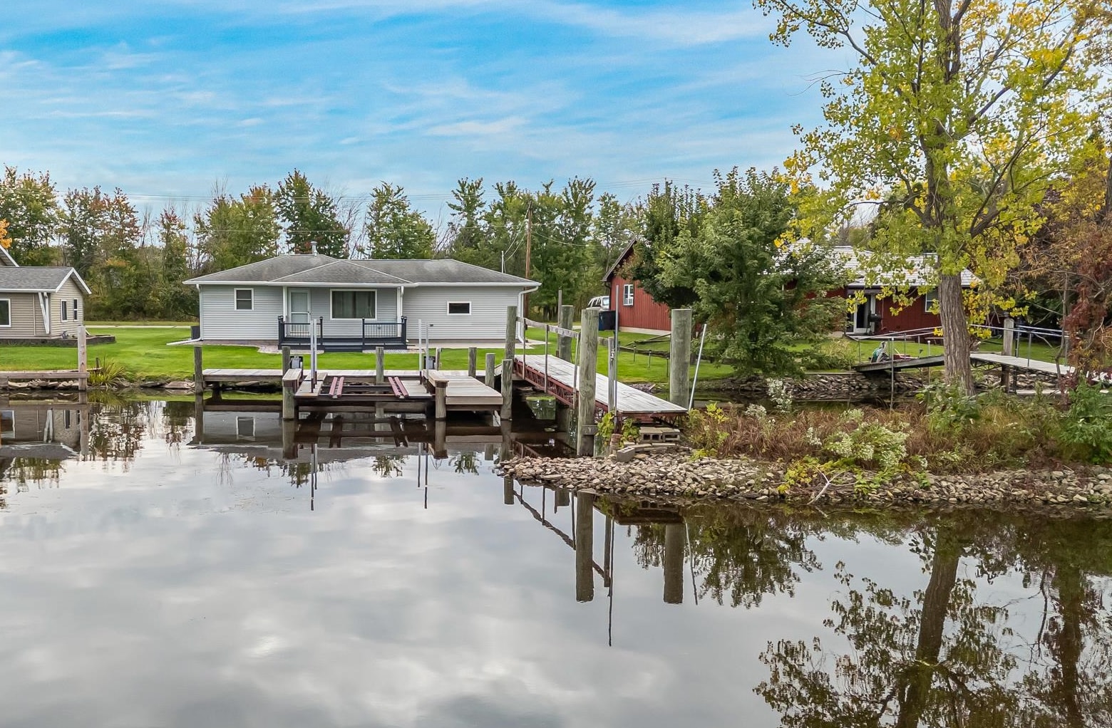 653 KRENZ Road property preview photograph