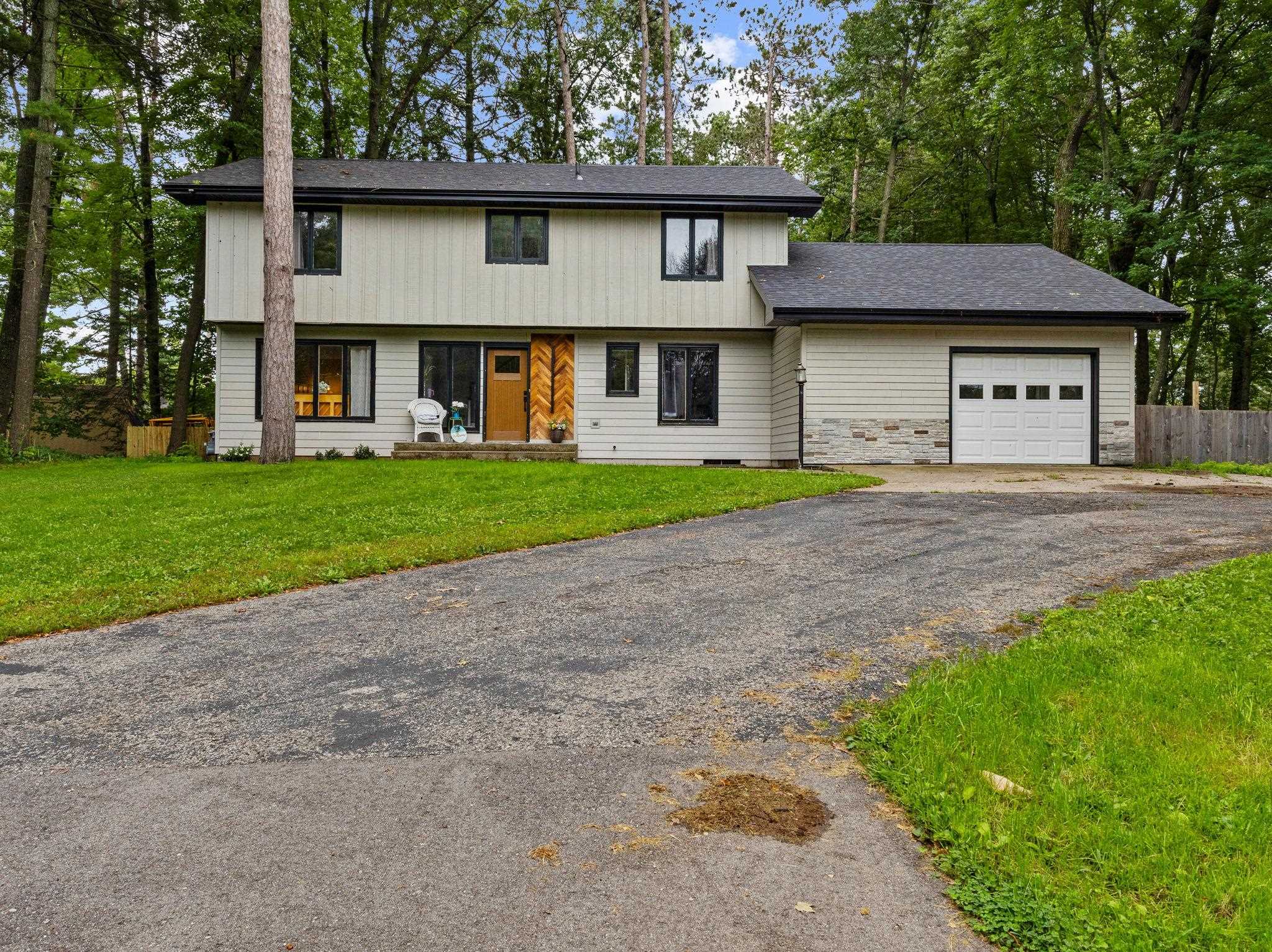 911 SHING WA UK Drive property preview photograph