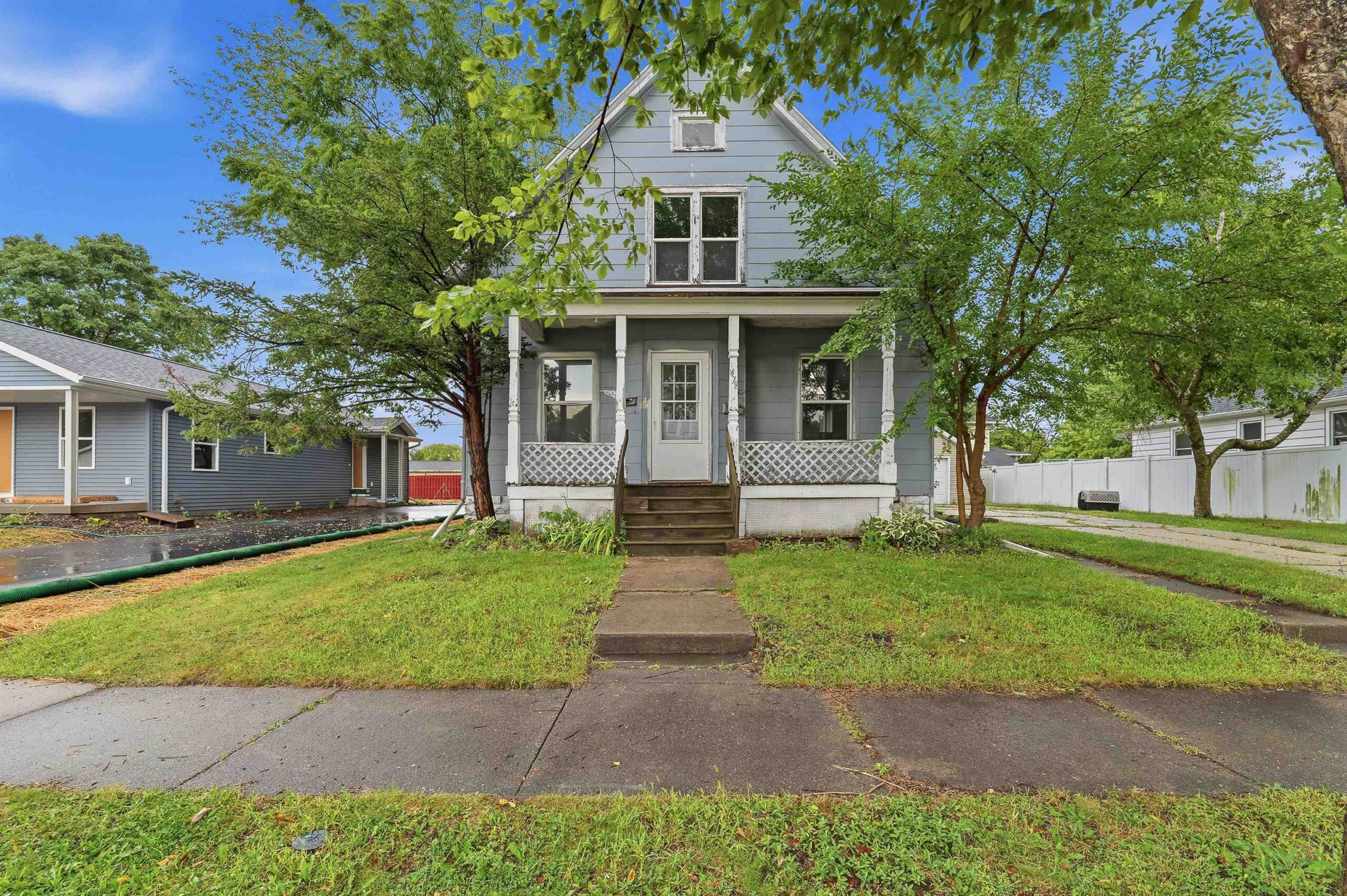 479 WALKER Street property preview photograph