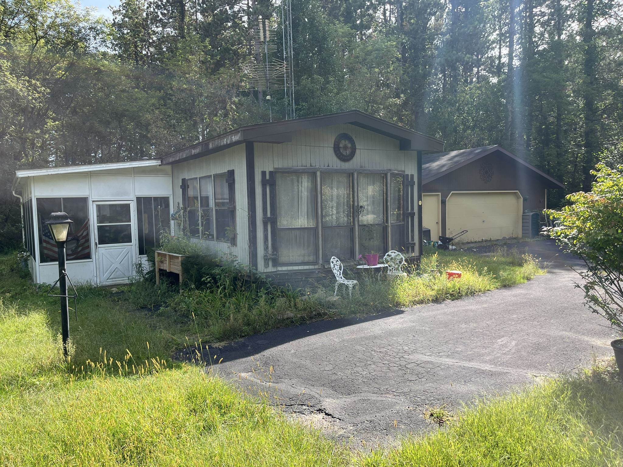 N2290 E WHISPERING Circle property preview photograph