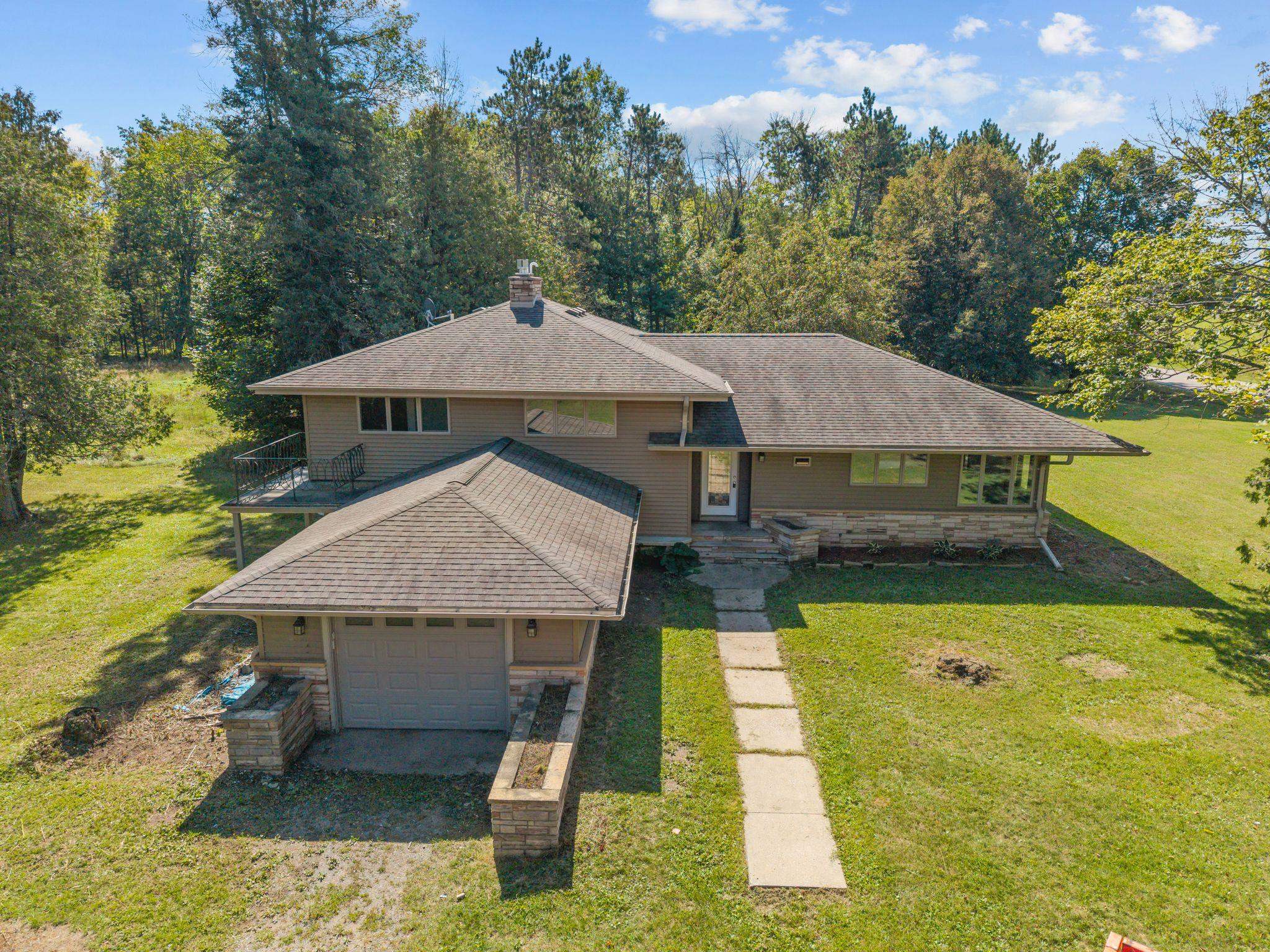 N11822 COUNTY ROAD P property preview photograph