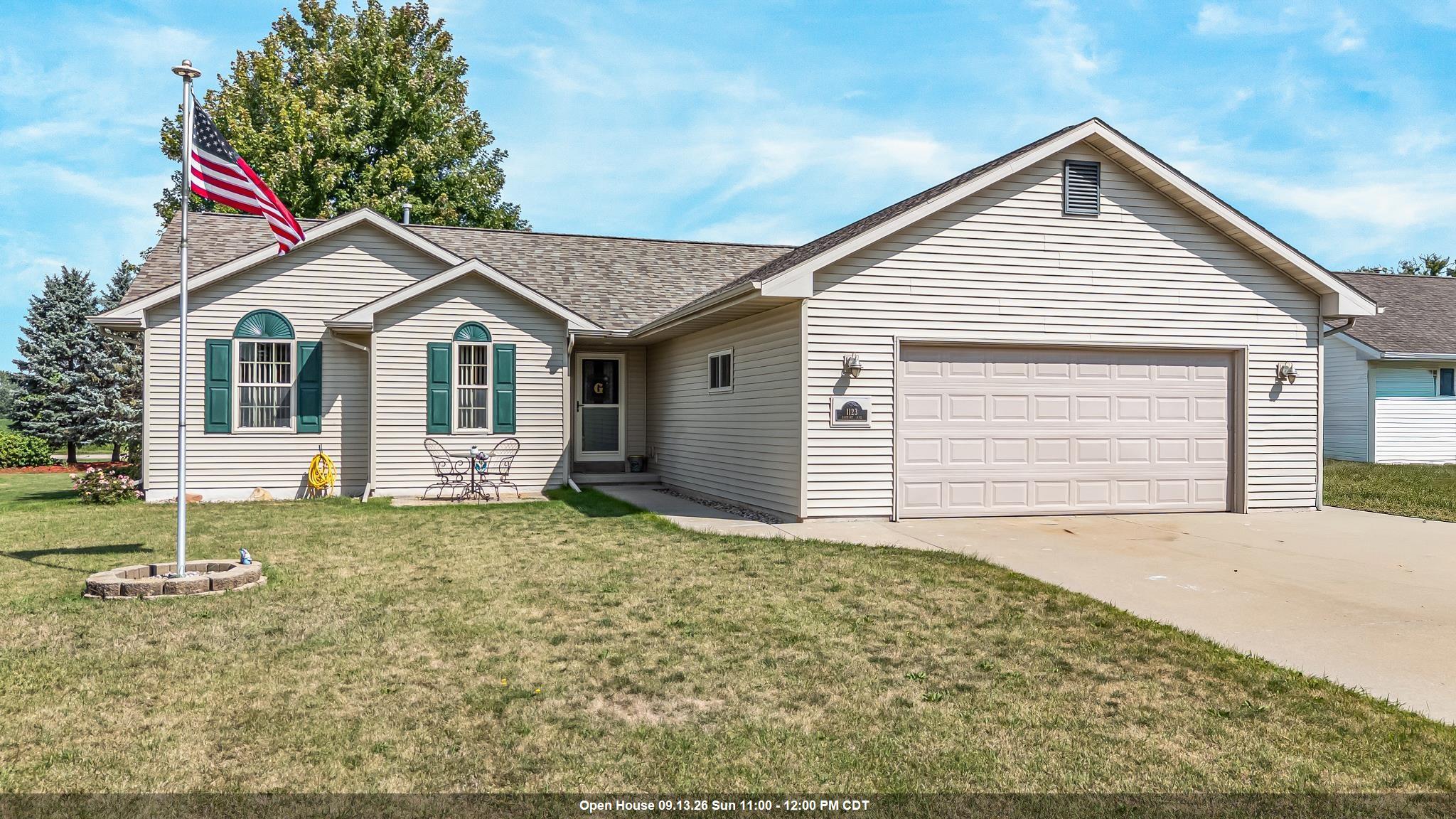 1123 BARBARY Lane property preview photograph