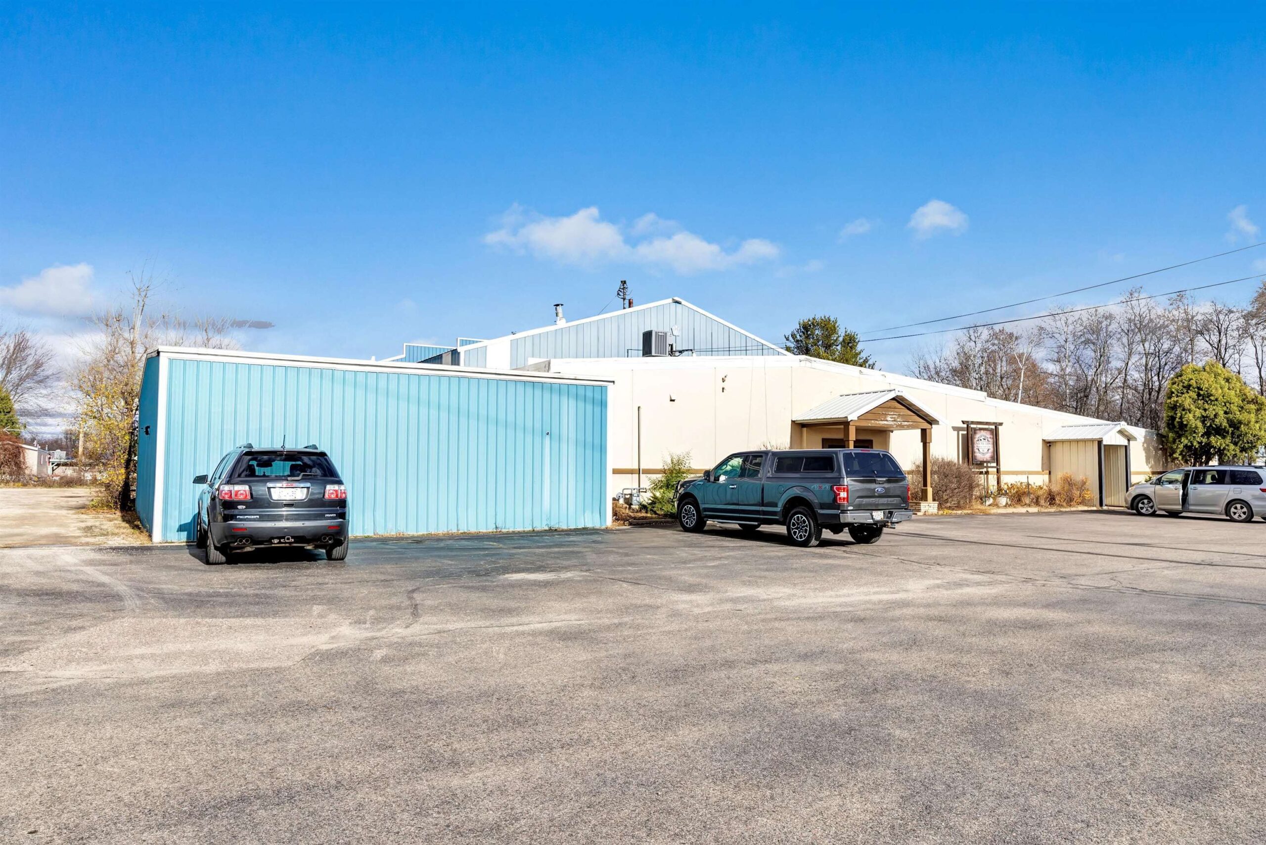 715 REDFIELD Street property preview photograph